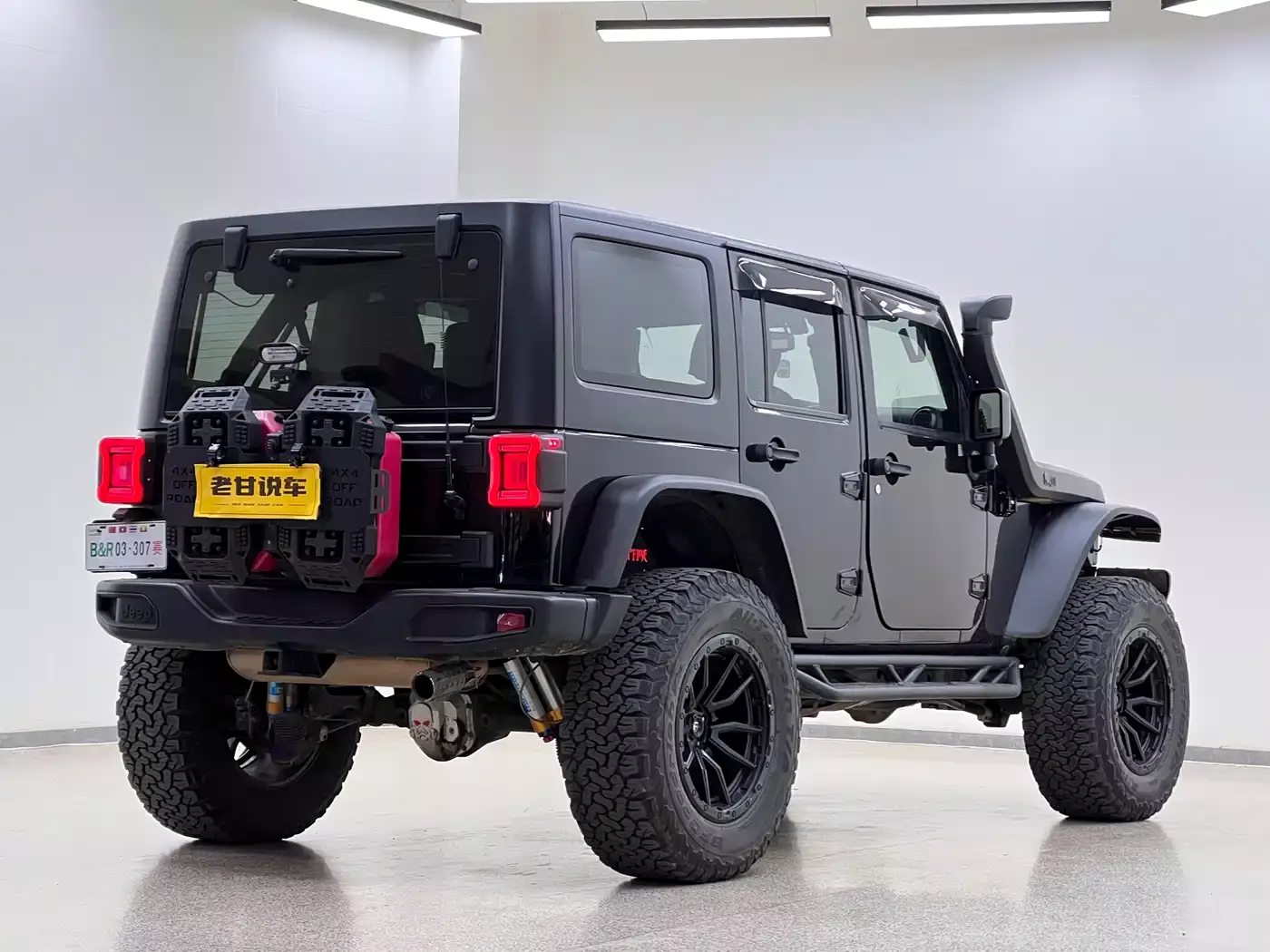 Jeep Wrangler 2017 3.6L Rubicon 4-Door Comfort Edition фото 7