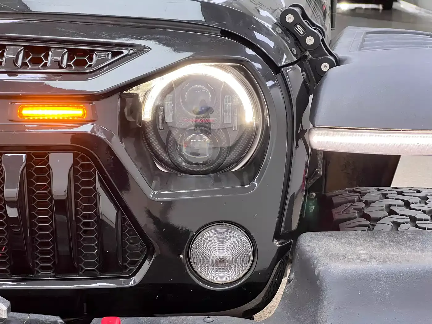 Jeep Wrangler 2017 3.6L Rubicon 4-Door Comfort Edition фото 8