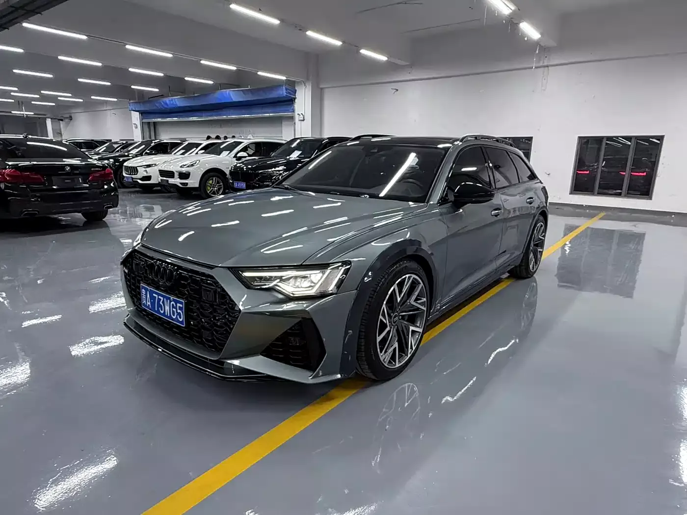 Audi A6 (Import) 2021 allroad quattro Explorer 55 TFSI Scenic Edition фото 2