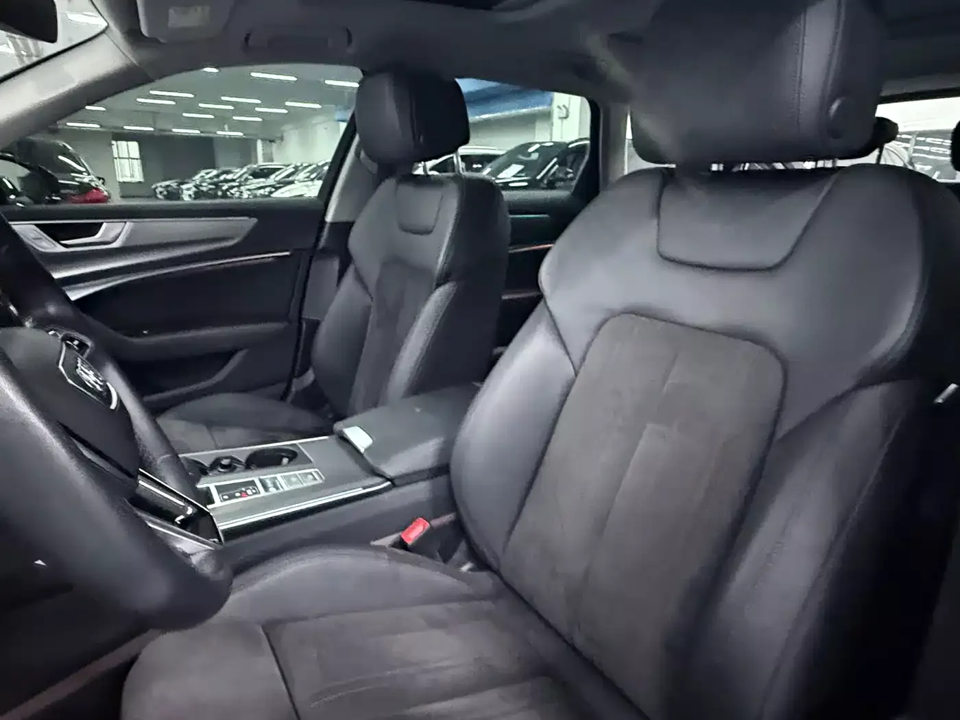 Audi A6 (Import) 2021 allroad quattro Explorer 55 TFSI Scenic Edition фото 11