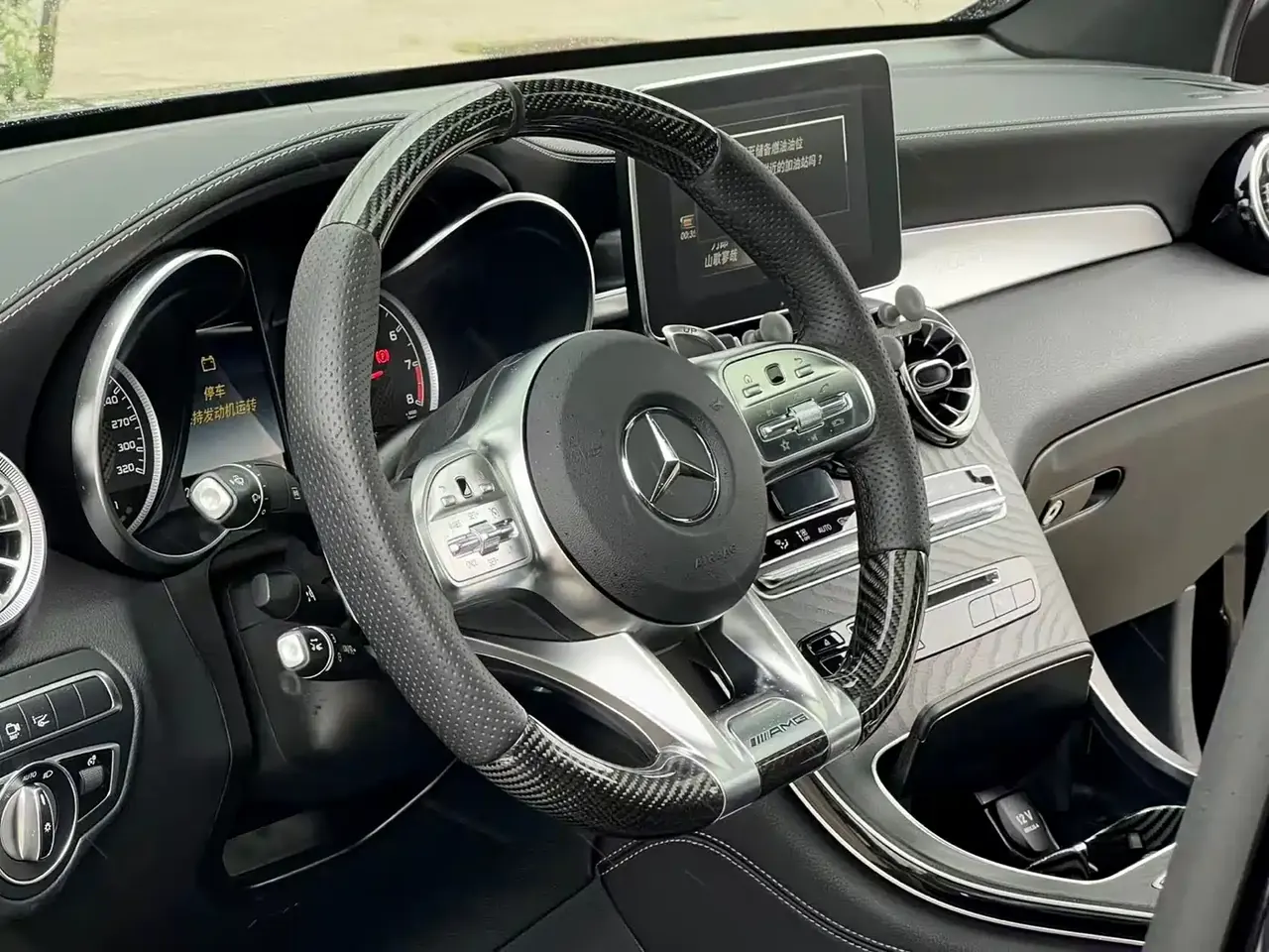 Mercedes-Benz GLC Coupe AMG 2018 AMG GLC 63 4MATIC+ Coupe SUV фото 16