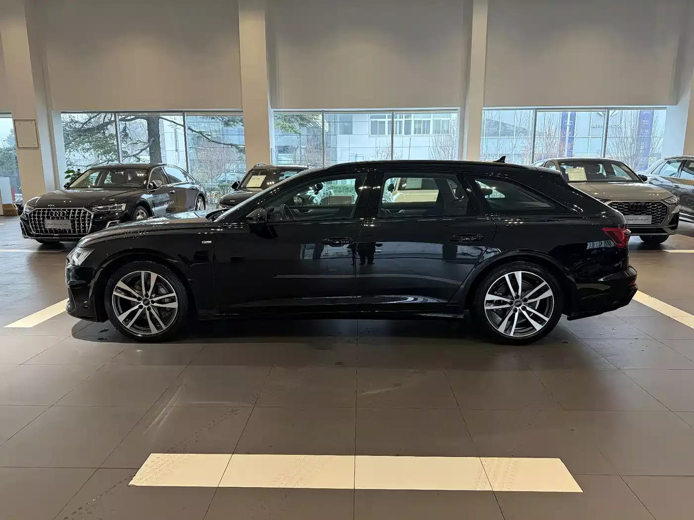 Audi A6 (Import) 2024 Avant Pioneer 45 TFSI Premium Dynamic фото 3