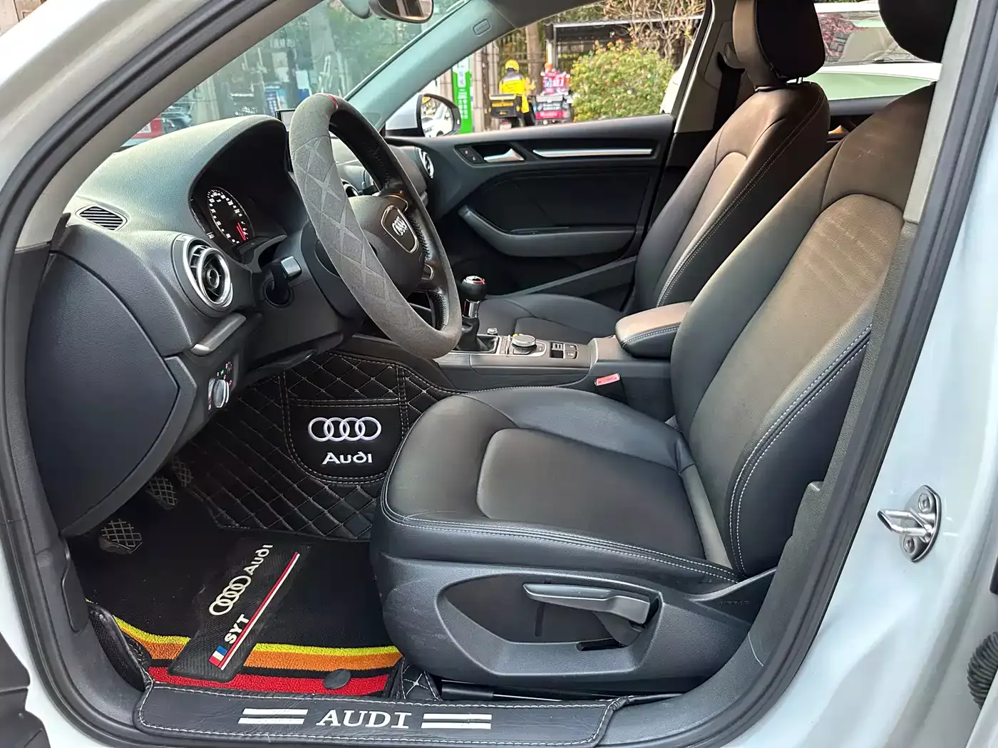 Audi A3 2015 Limousine 35 TFSI Manual Progressive фото 12