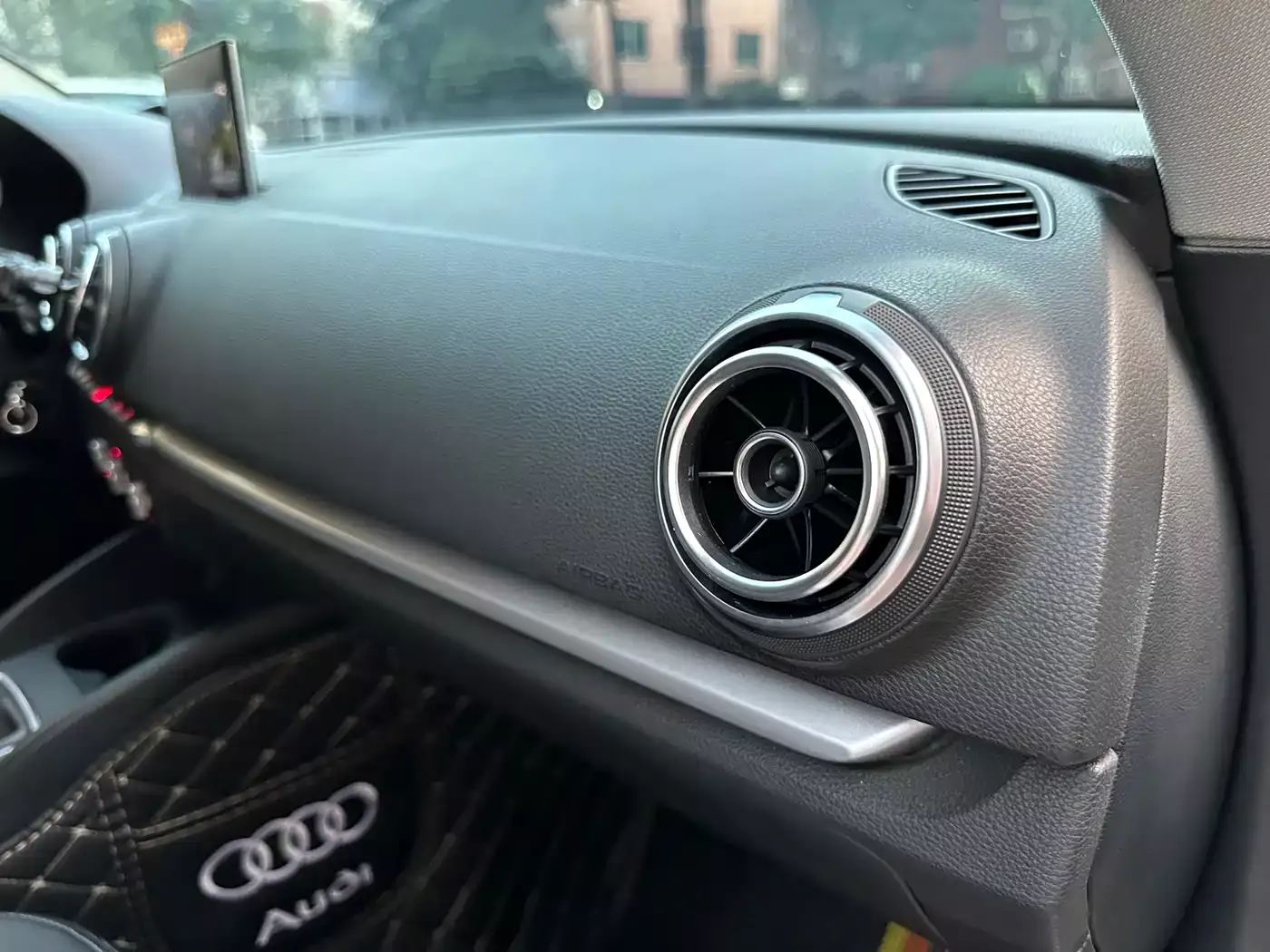 Audi A3 2015 Limousine 35 TFSI Manual Progressive фото 22