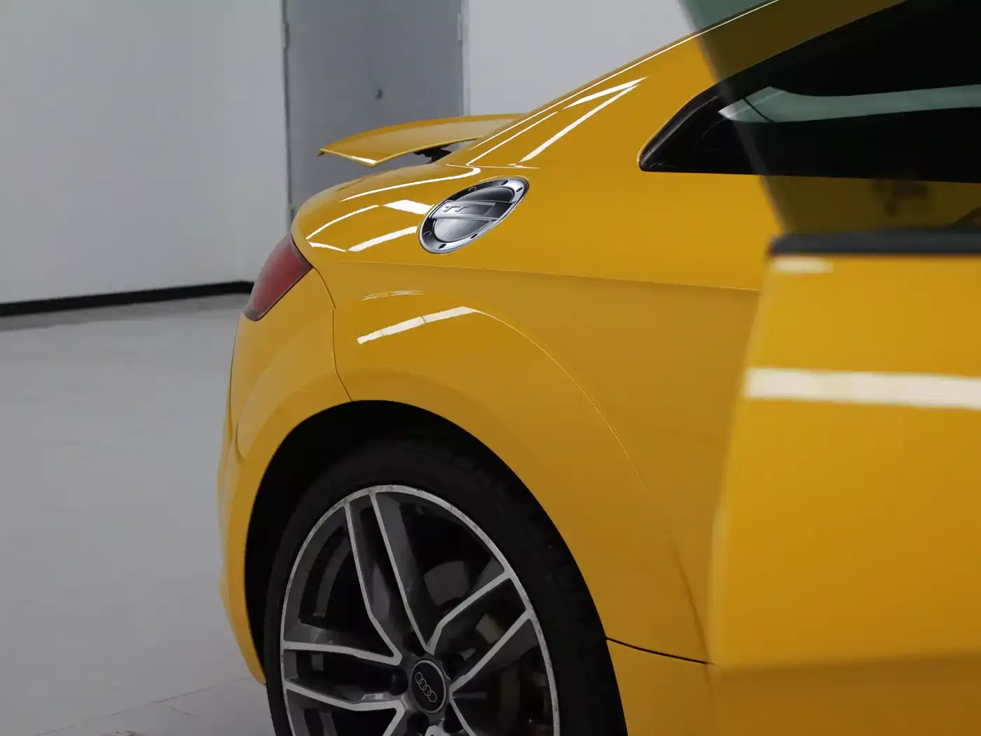 Audi TT 2015 TT Coupe 45 TFSI quattro фото 5