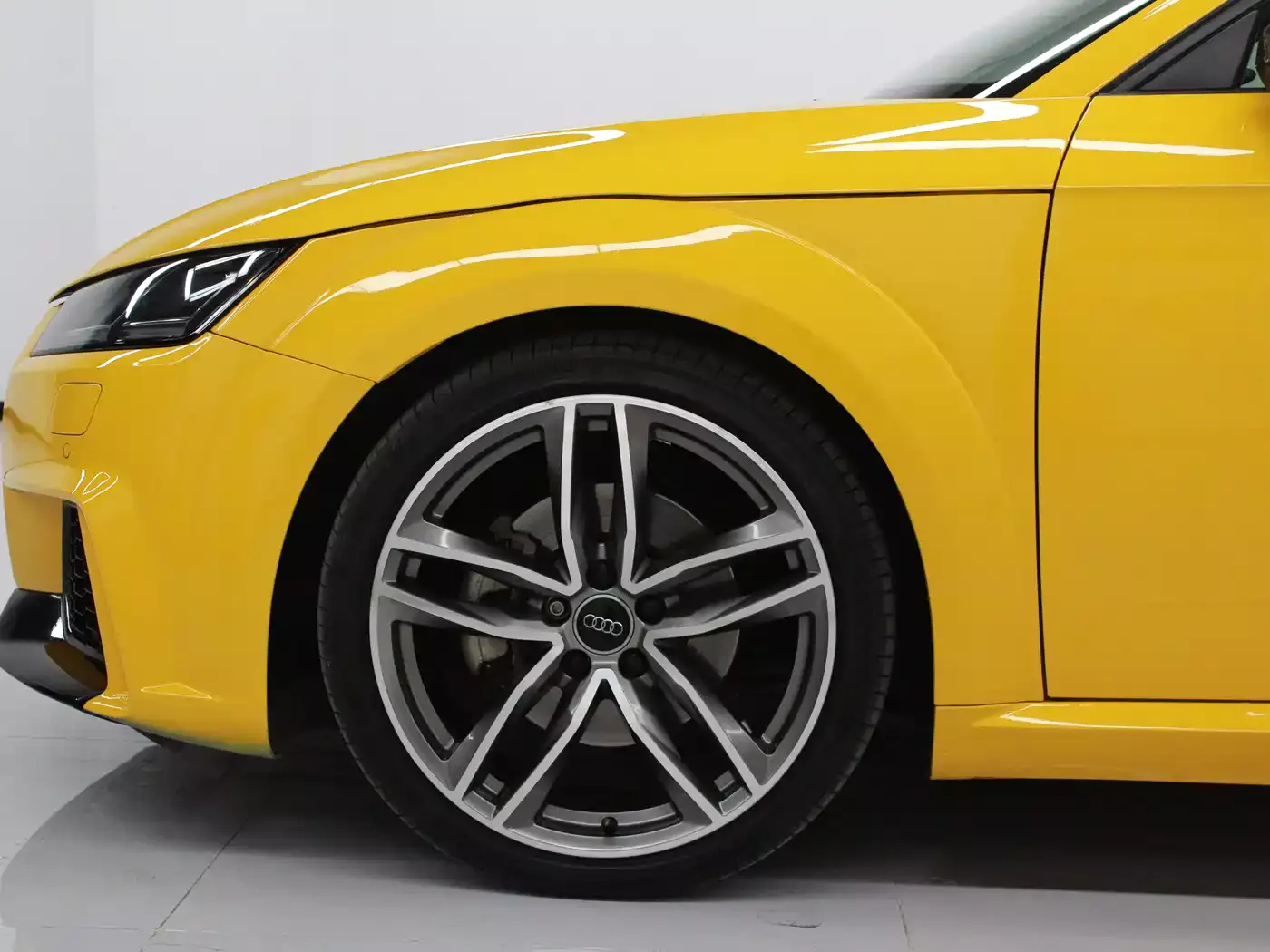 Audi TT 2015 TT Coupe 45 TFSI quattro фото 7