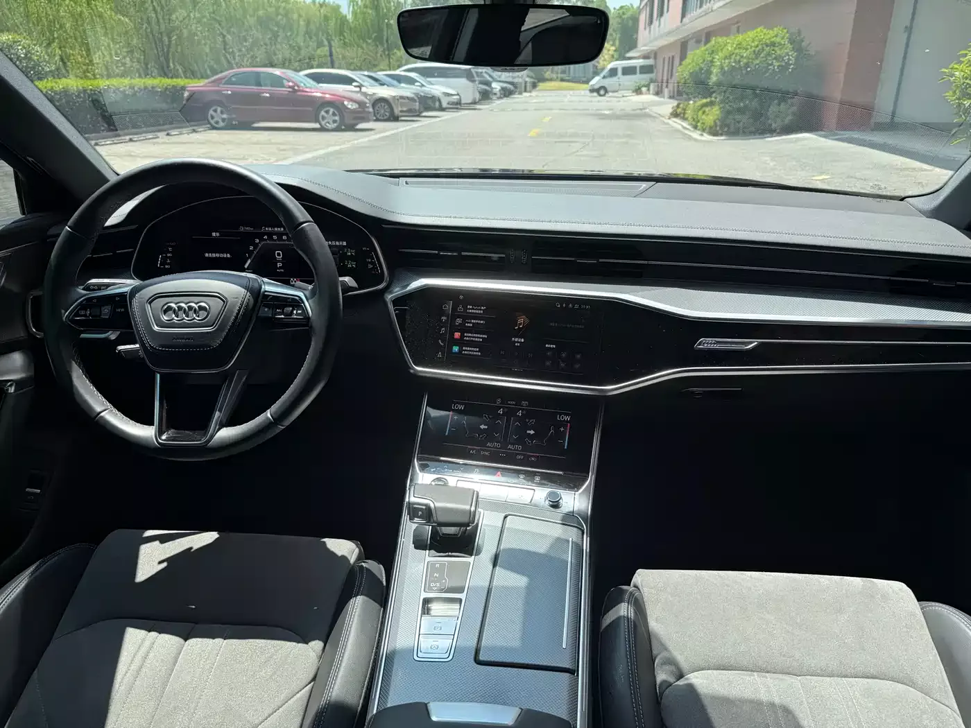 Audi A6L 2023 45 TFSI Premium Selection Dynamic фото 5