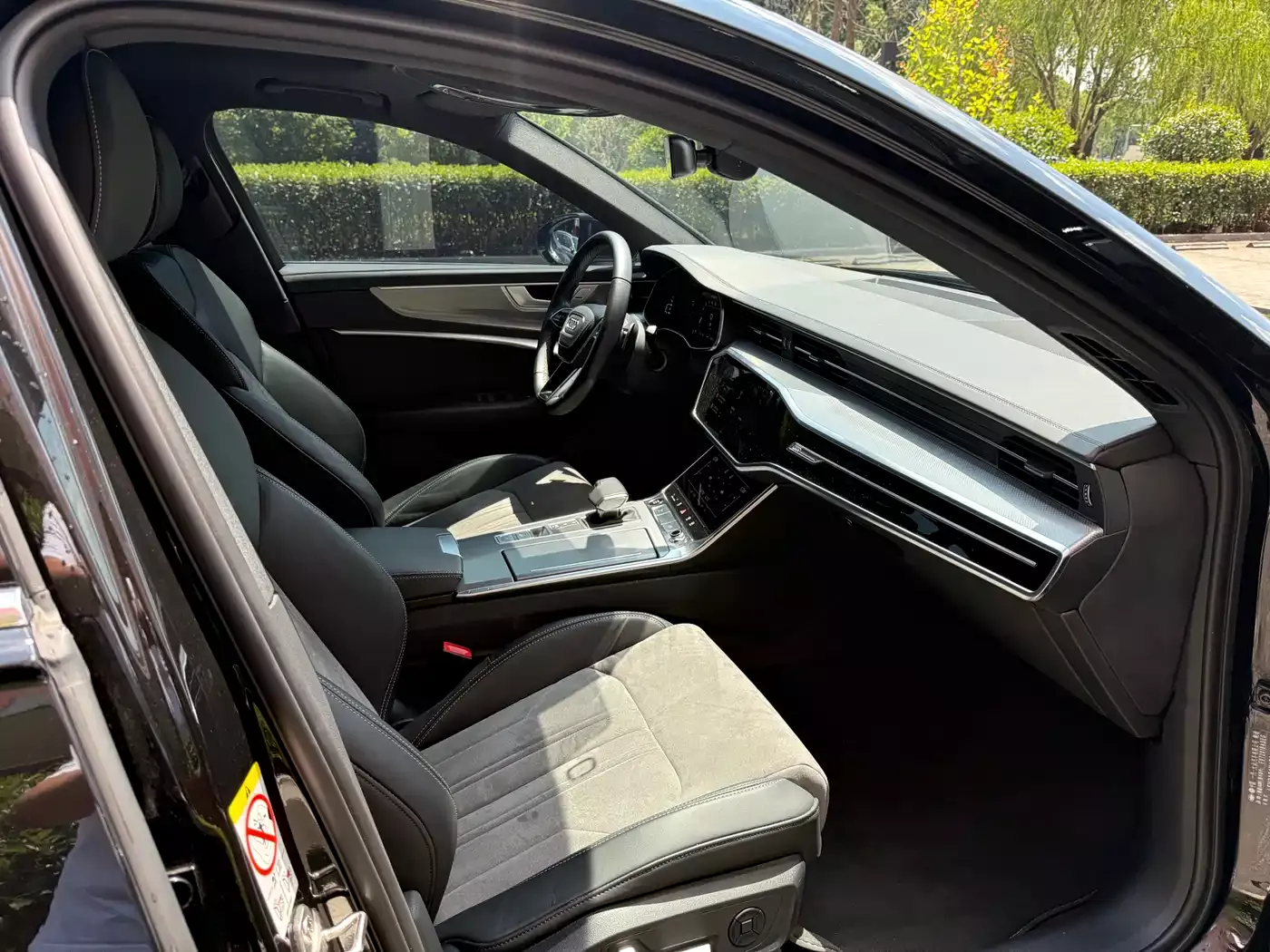 Audi A6L 2023 45 TFSI Premium Selection Dynamic фото 8