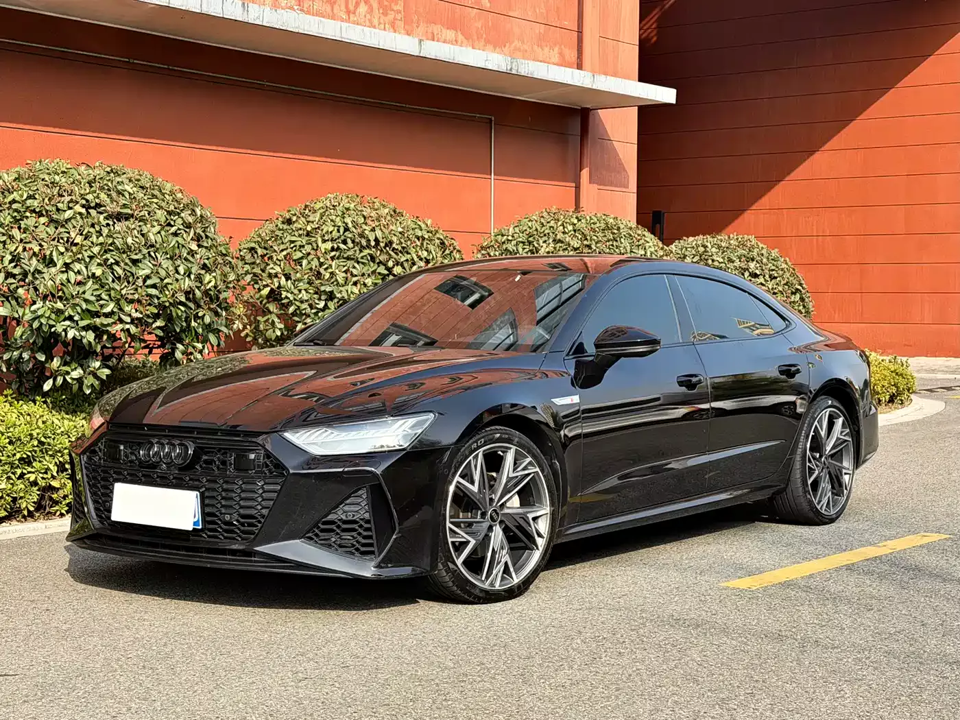 Audi A7L 2024 45 TFSI quattro S-line Black Warrior Edition