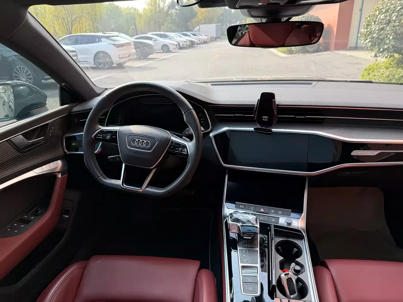 Audi A7L 2024 45 TFSI quattro S-line Black Warrior Edition фото 6