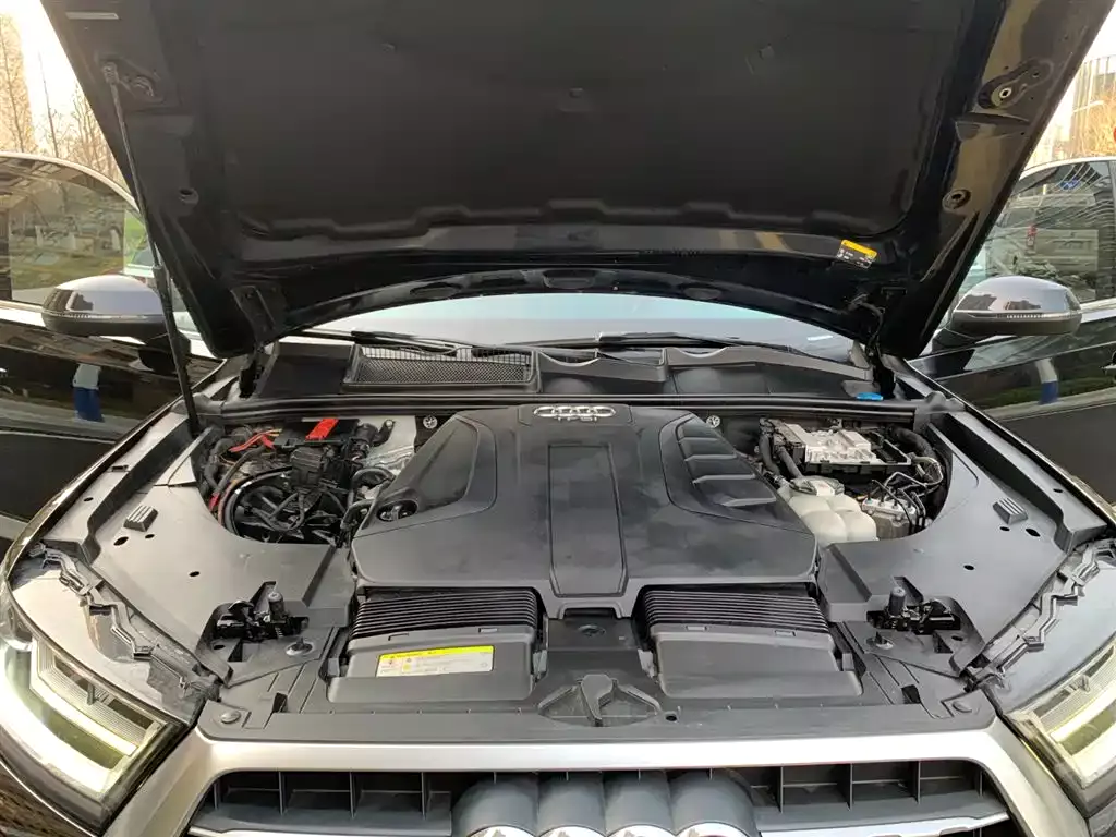 Audi Q7 2018 40 TFSI Comfort фото 18