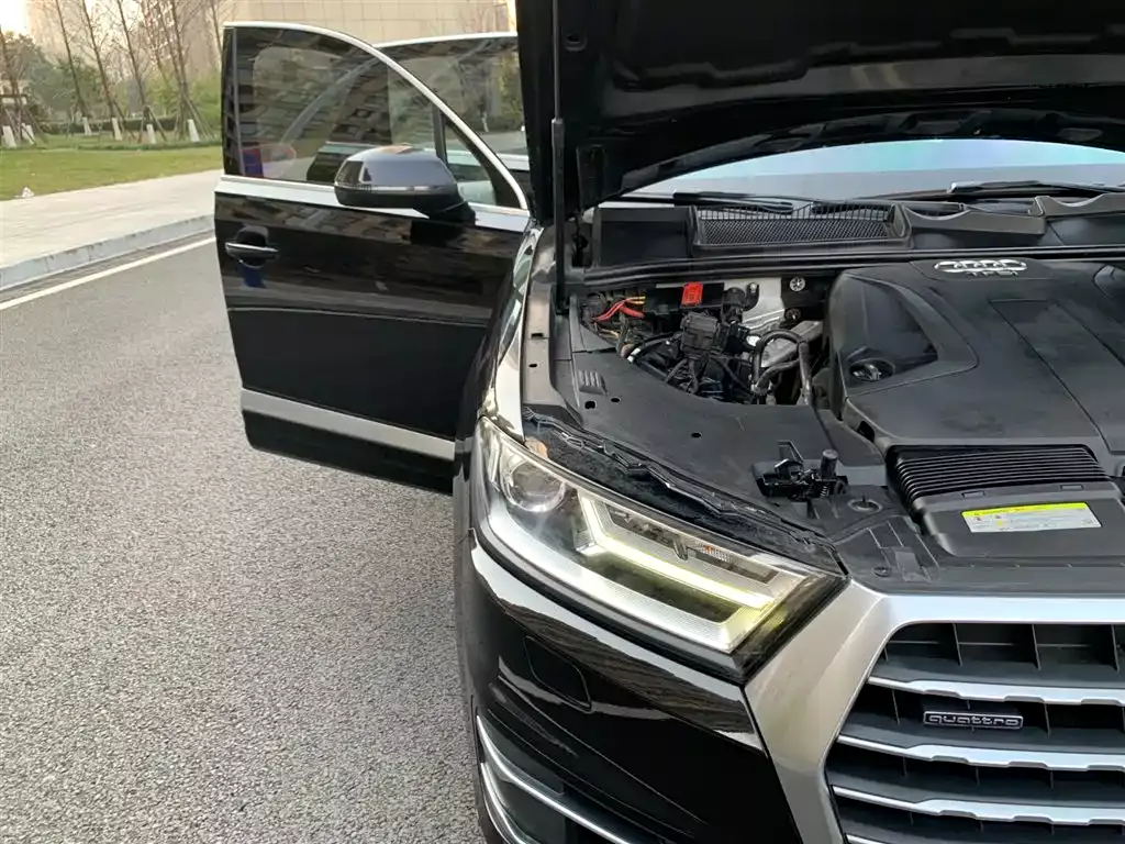 Audi Q7 2018 40 TFSI Comfort фото 19