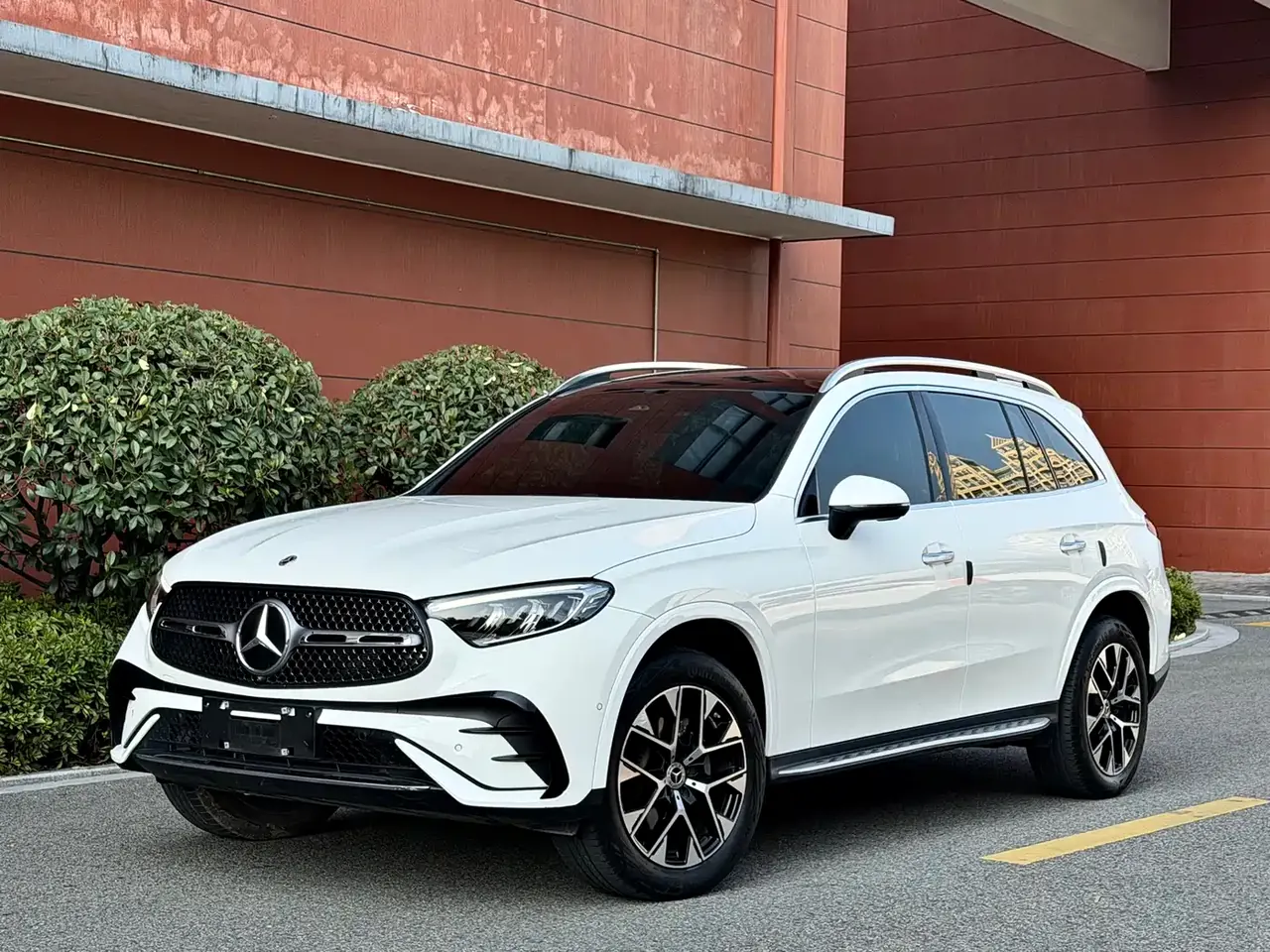 Mercedes-Benz GLC 2023 Facelift GLC 260 L 4MATIC Sport 5-Seater