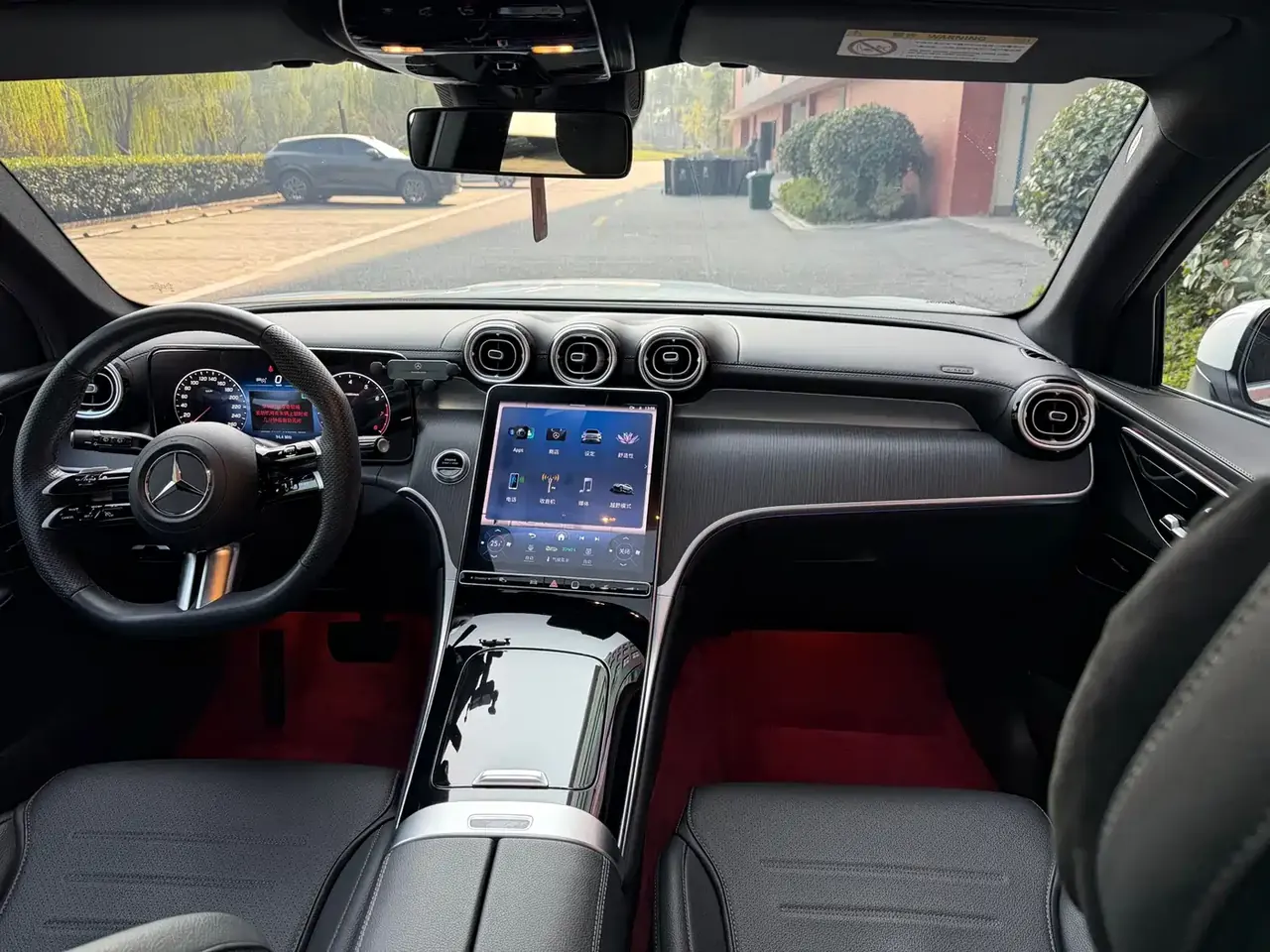 Mercedes-Benz GLC 2023 Facelift GLC 260 L 4MATIC Sport 5-Seater фото 7