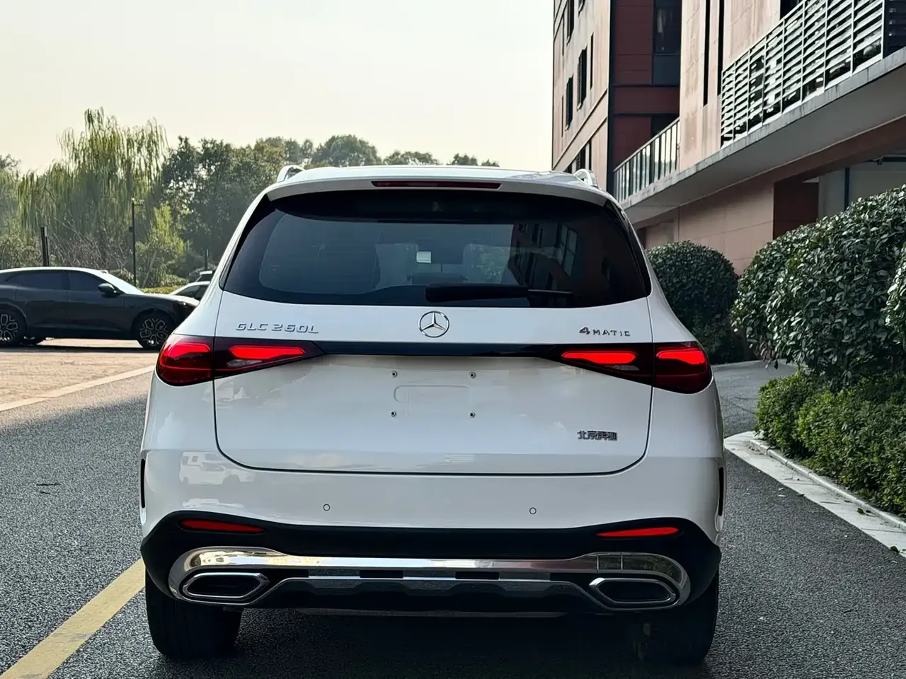 Mercedes-Benz GLC 2023 Facelift GLC 260 L 4MATIC Sport 5-Seater фото 13