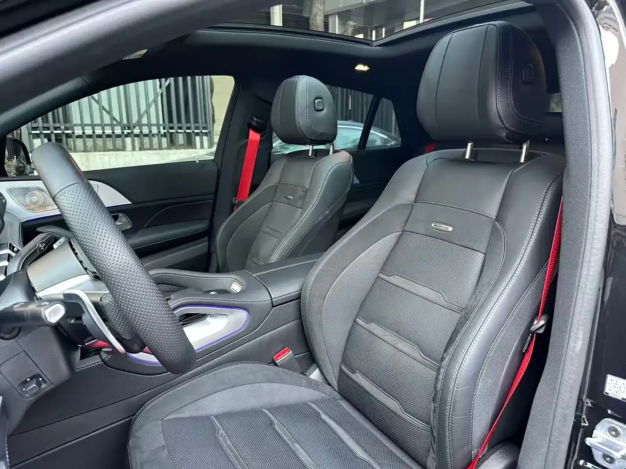 Mercedes-Benz GLE Coupe AMG 2024 AMG GLE 53 4MATIC+ Coupe SUV фото 10
