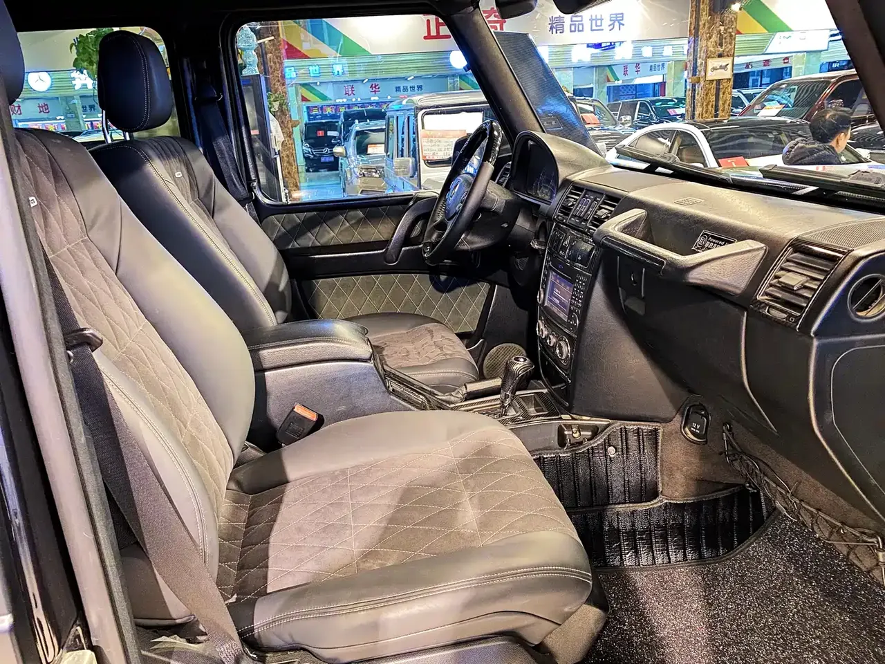 Mercedes-Benz G-Class 2010 G 500 фото 24