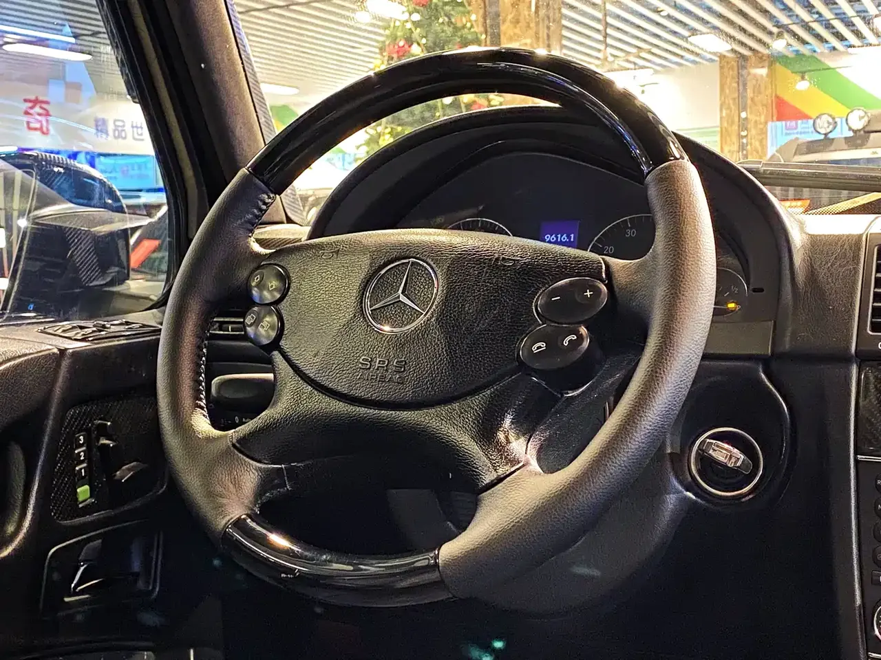 Mercedes-Benz G-Class 2010 G 500 фото 33