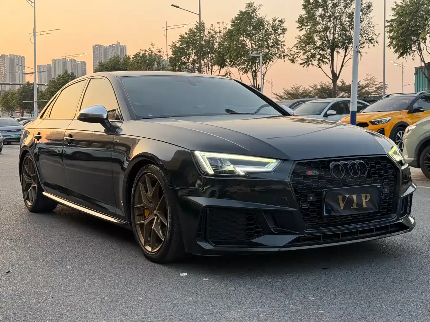Audi A4L 2019 45 TFSI quattro Personality Sport (China VI) фото 3