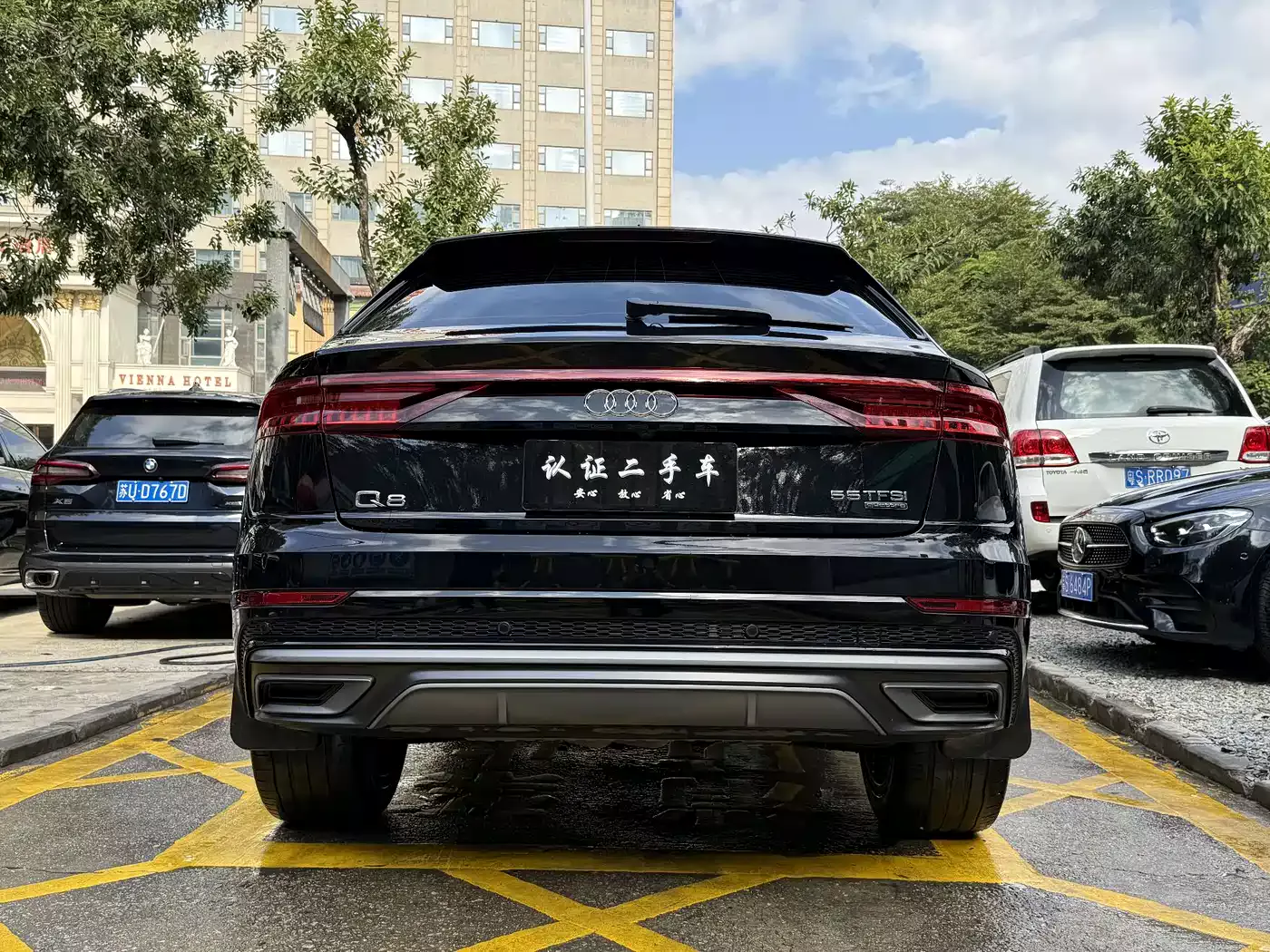 Audi Q8 2021 Model 55 TFSI Premium Dynamic фото 2