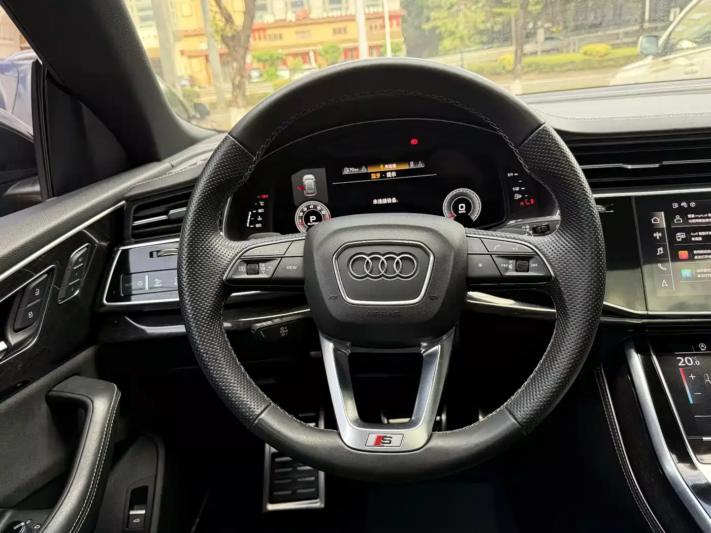 Audi Q8 2021 Model 55 TFSI Premium Dynamic фото 7