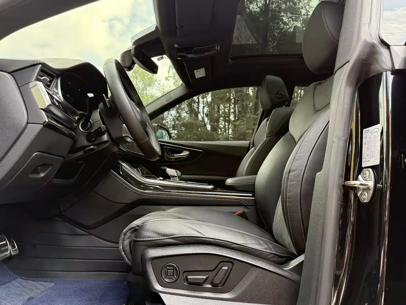 Audi Q8 2021 Model 55 TFSI Premium Dynamic фото 11
