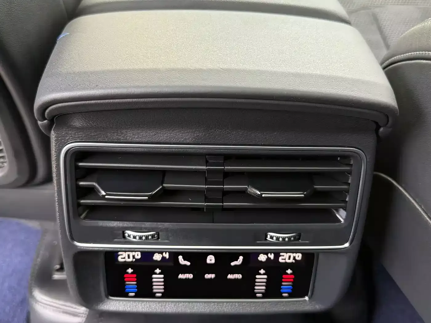 Audi Q8 2021 Model 55 TFSI Premium Dynamic фото 16