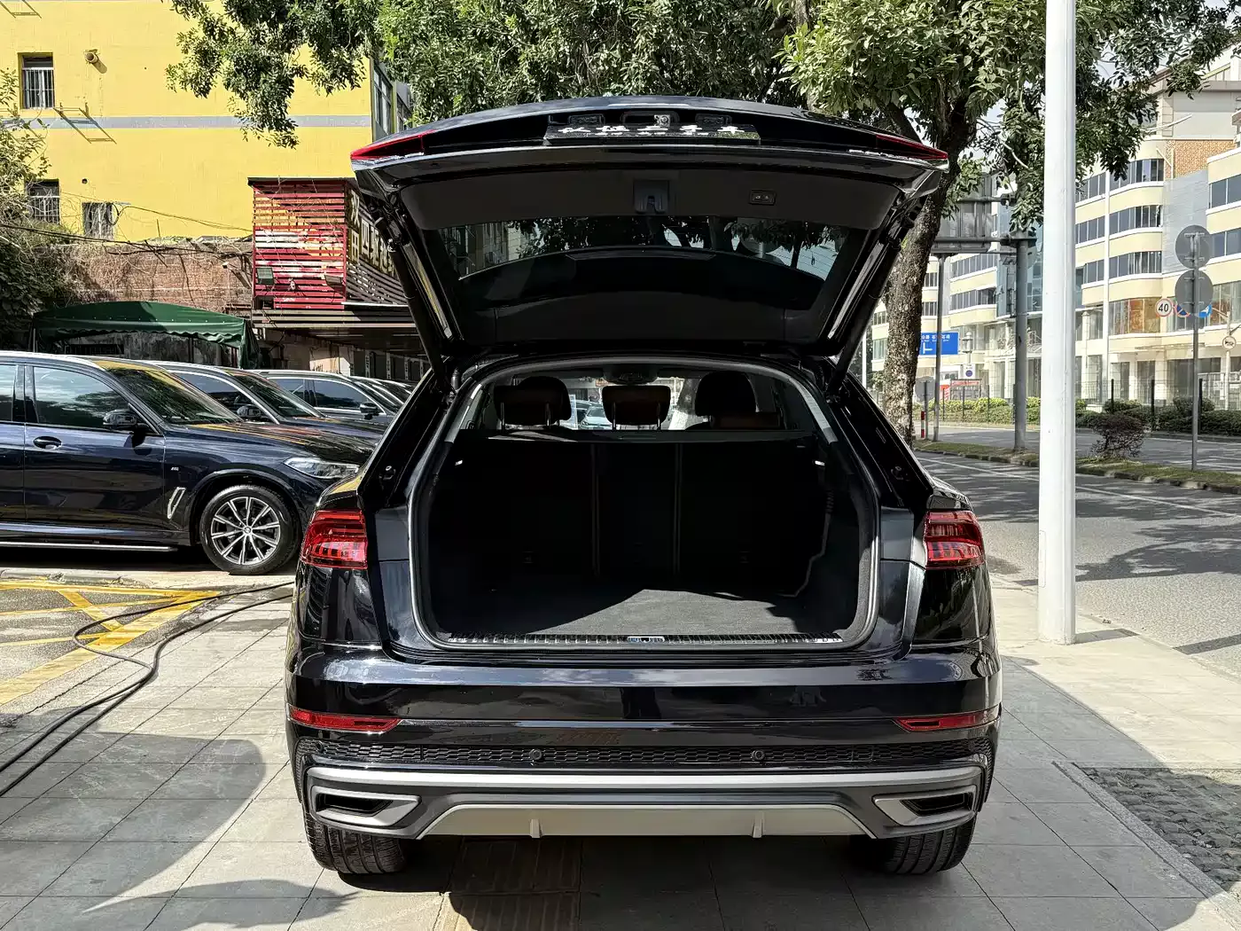 Audi Q8 2022 55 TFSI Luxury Dynamic фото 18