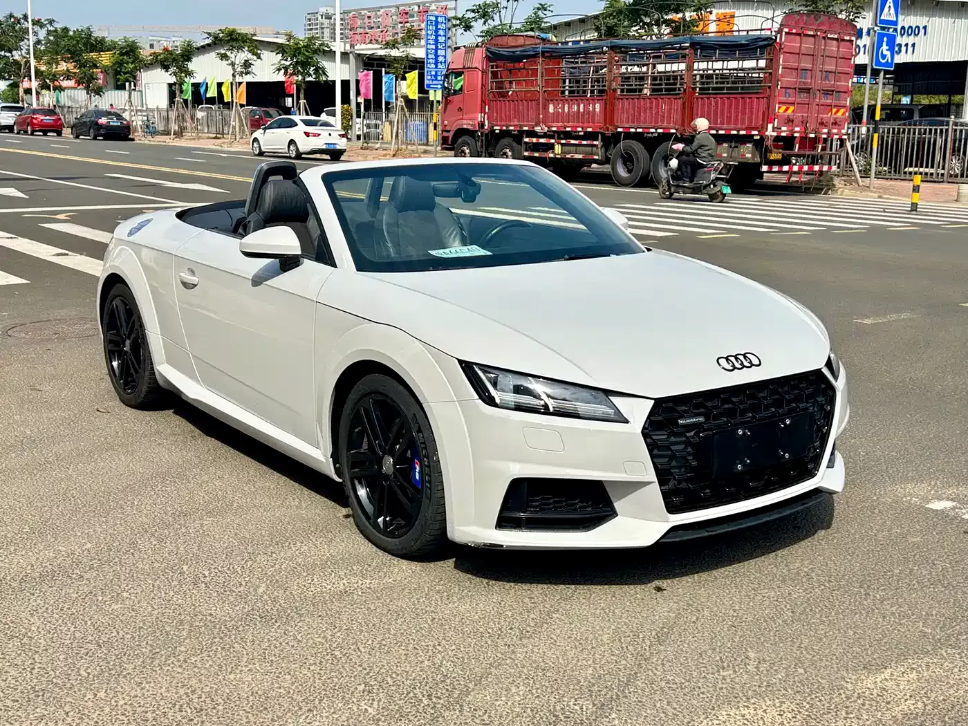 Audi TT 2015 TT Roadster 45 TFSI фото 3