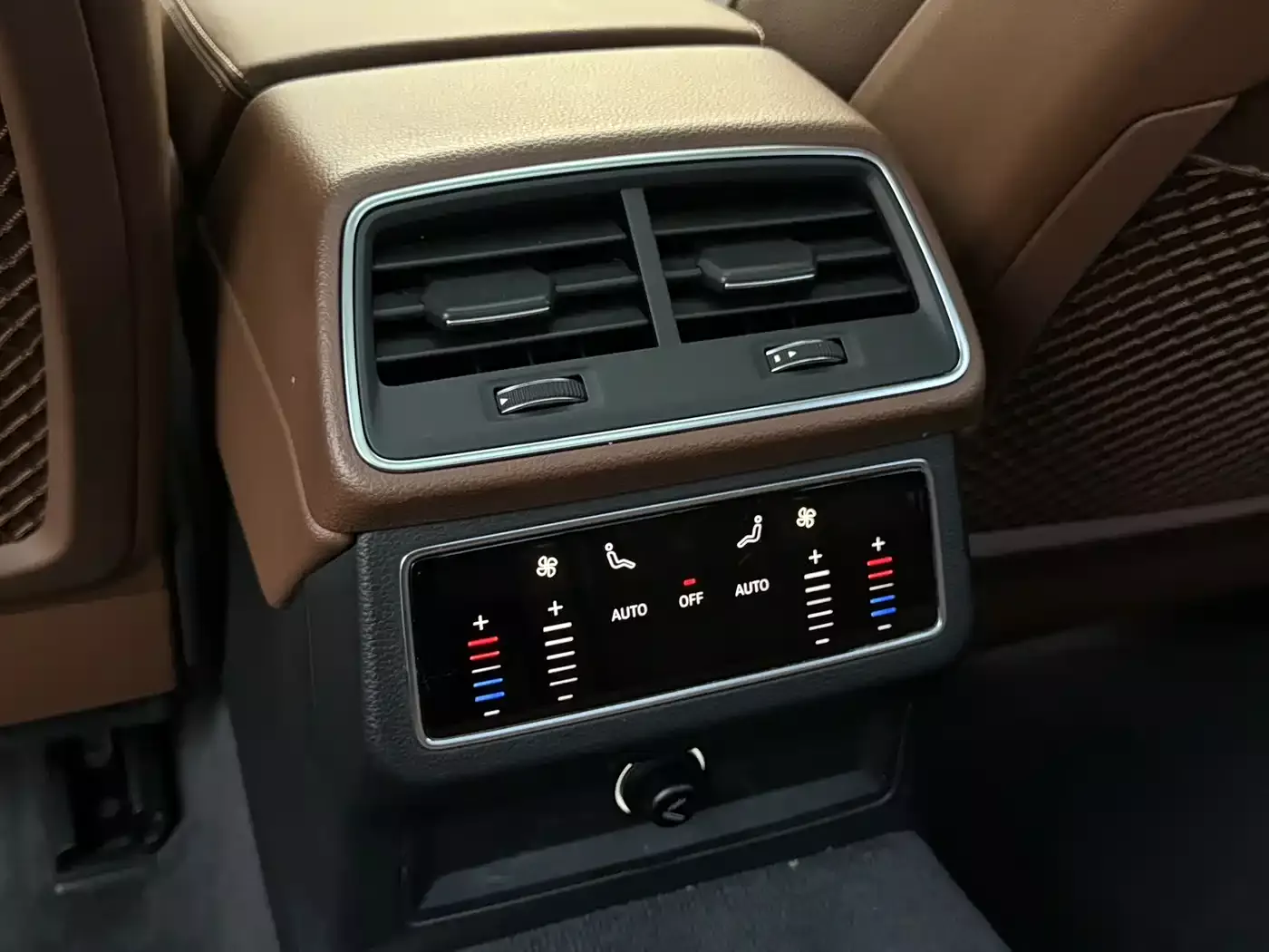 Audi A6L 2019 45 TFSI Premium Elegance фото 9