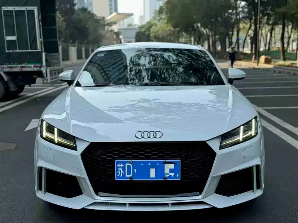 Audi TT 2015 TT Coupe 45 TFSI фото 3