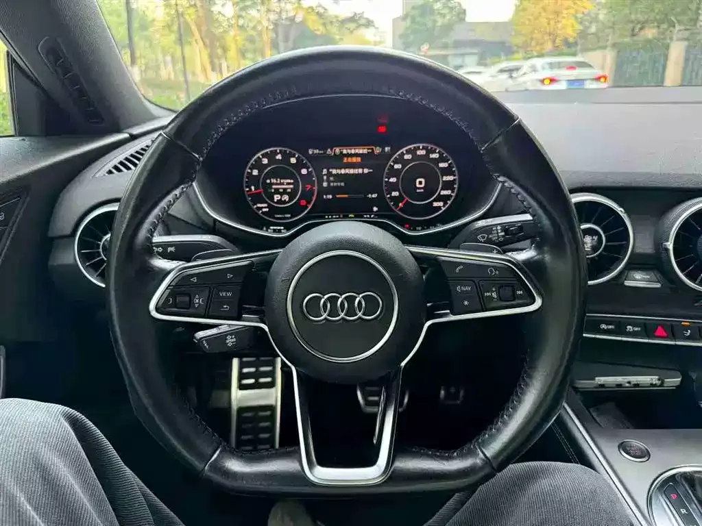 Audi TT 2015 TT Coupe 45 TFSI фото 6