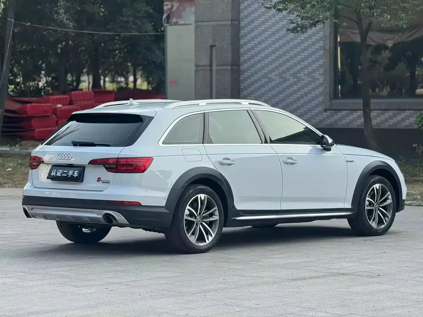Audi A4 (Import) 2017 45 TFSI allroad quattro Sport фото 8