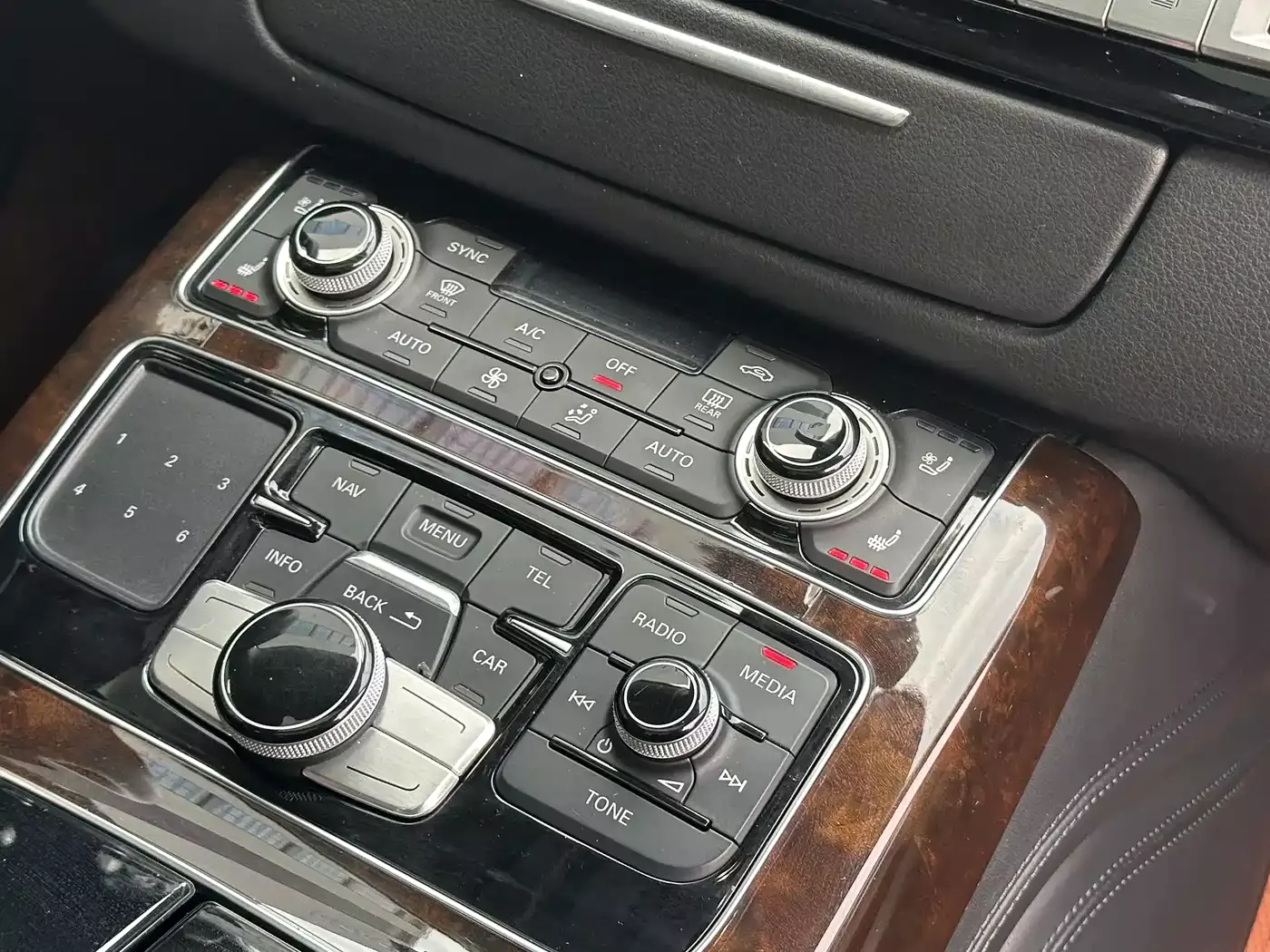 Audi A8 2016 A8L 45 TFSI quattro Luxury фото 16