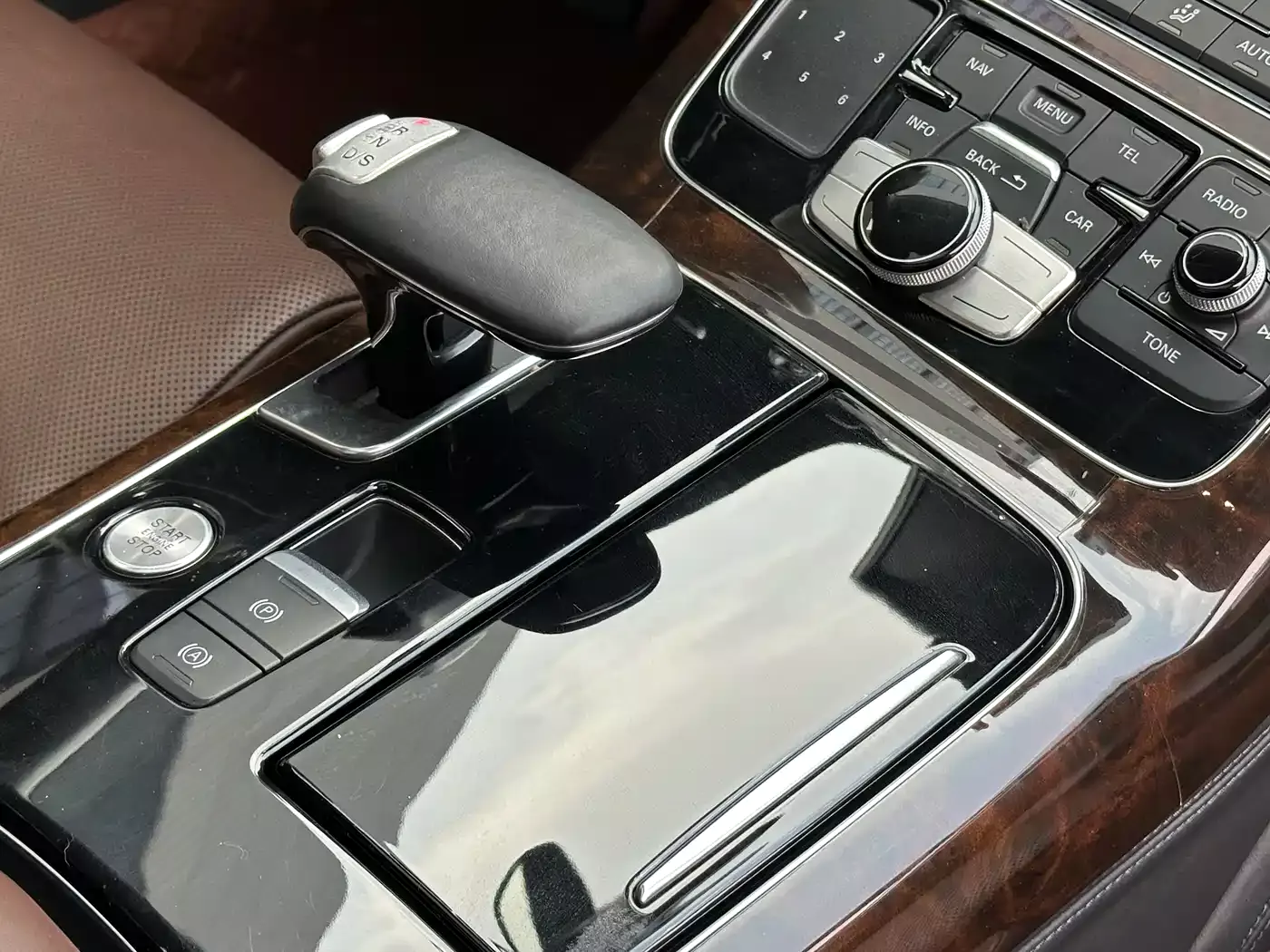 Audi A8 2016 A8L 45 TFSI quattro Luxury фото 17