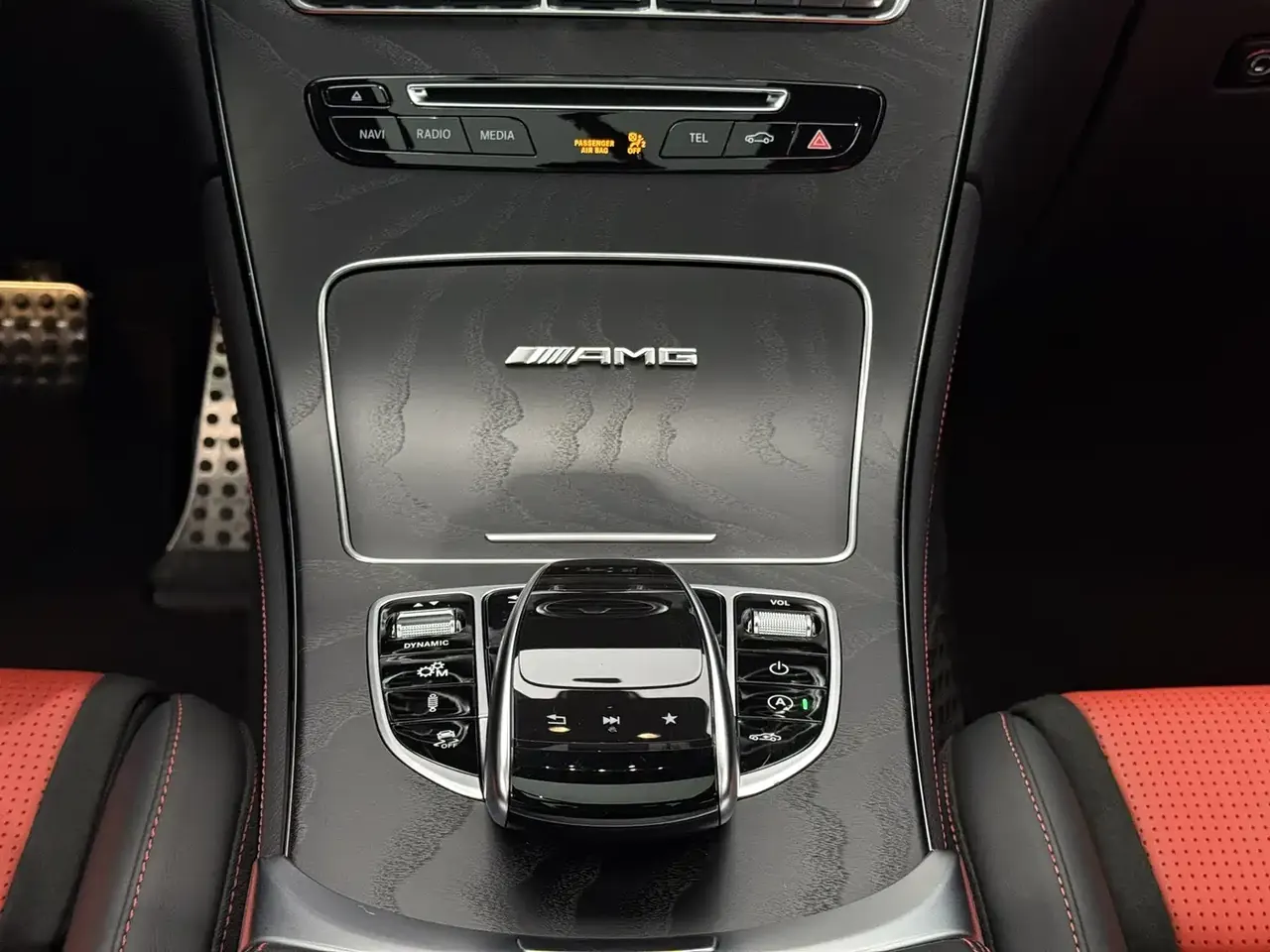 Mercedes-Benz GLC AMG 2018 AMG GLC 63 4MATIC+ фото 17