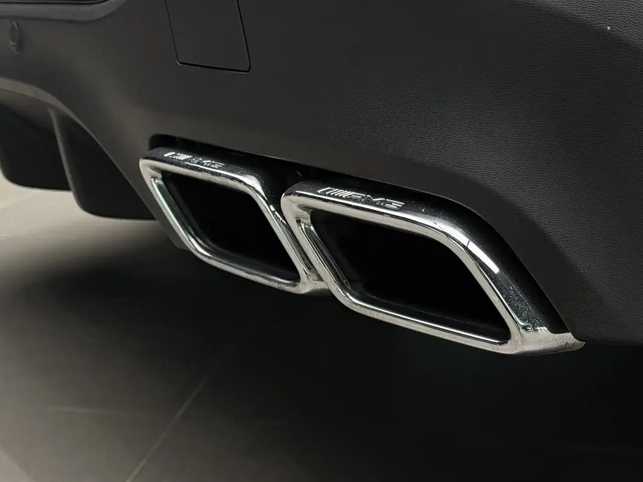 Mercedes-Benz GLC AMG 2018 AMG GLC 63 4MATIC+ фото 19