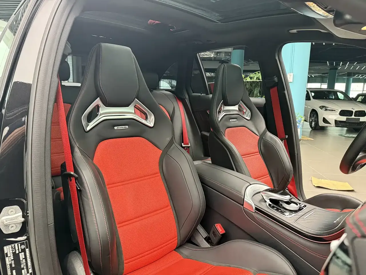 Mercedes-Benz GLC AMG 2018 AMG GLC 63 4MATIC+ фото 20