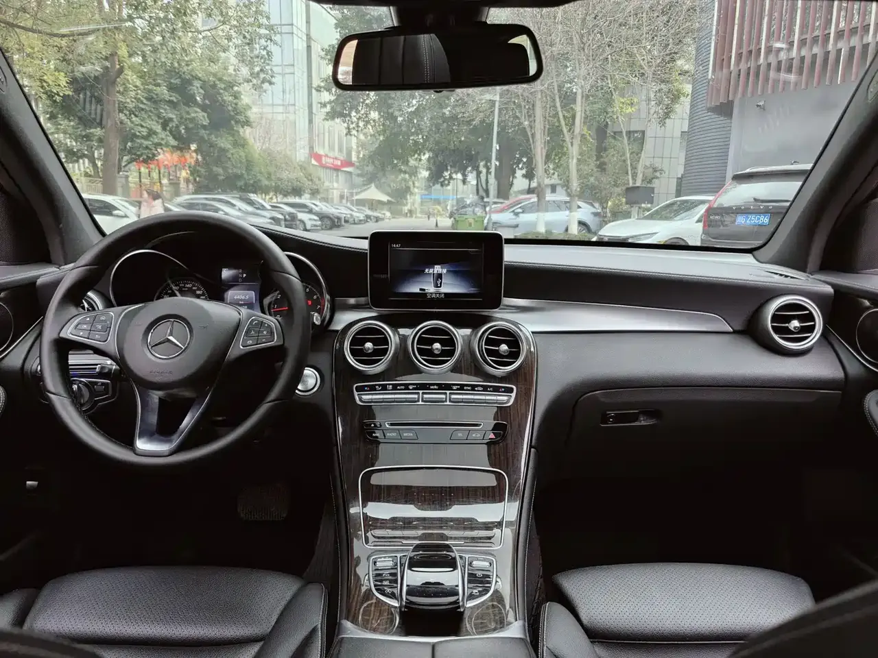 Mercedes-Benz GLC 2017 GLC 260 4MATIC Dynamic фото 12