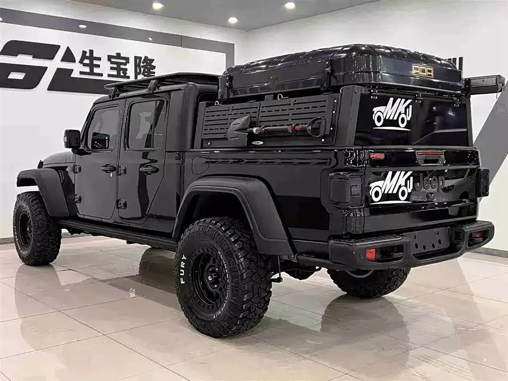 Jeep Gladiator 2023 3.6L Overland фото 6