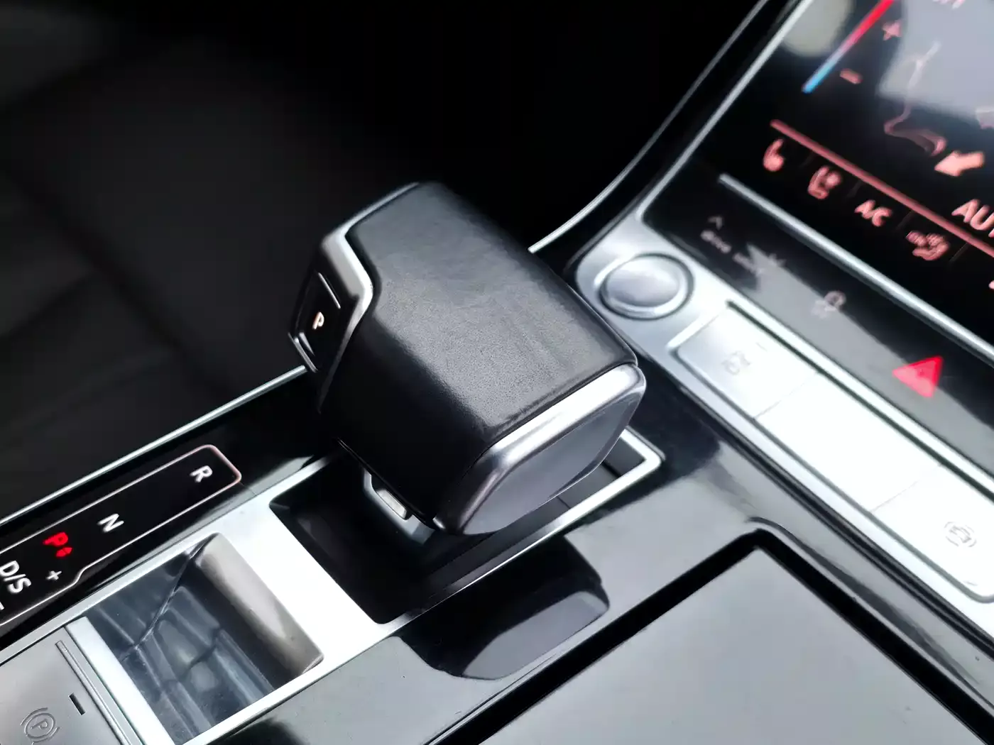 Audi A8 2019 Plus A8L 50 TFSI quattro Comfort фото 13