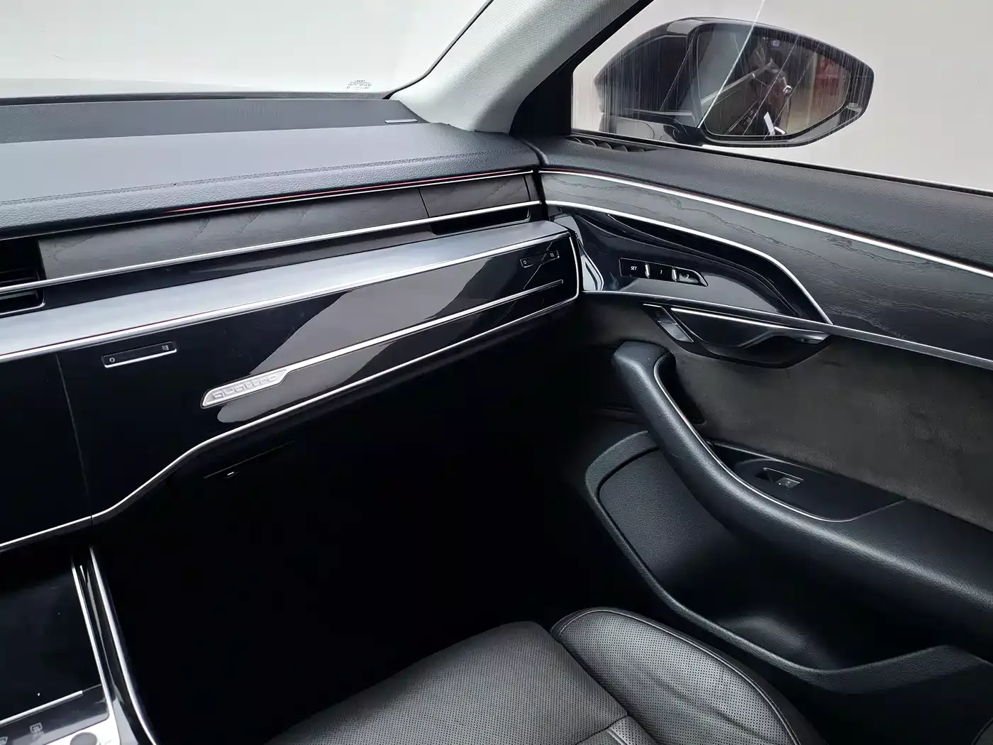 Audi A8 2019 Plus A8L 50 TFSI quattro Comfort фото 26