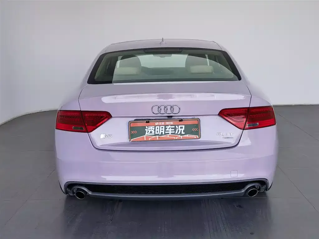 Audi A5 (Import) 2012 3.0TFSI Coupe quattro фото 4