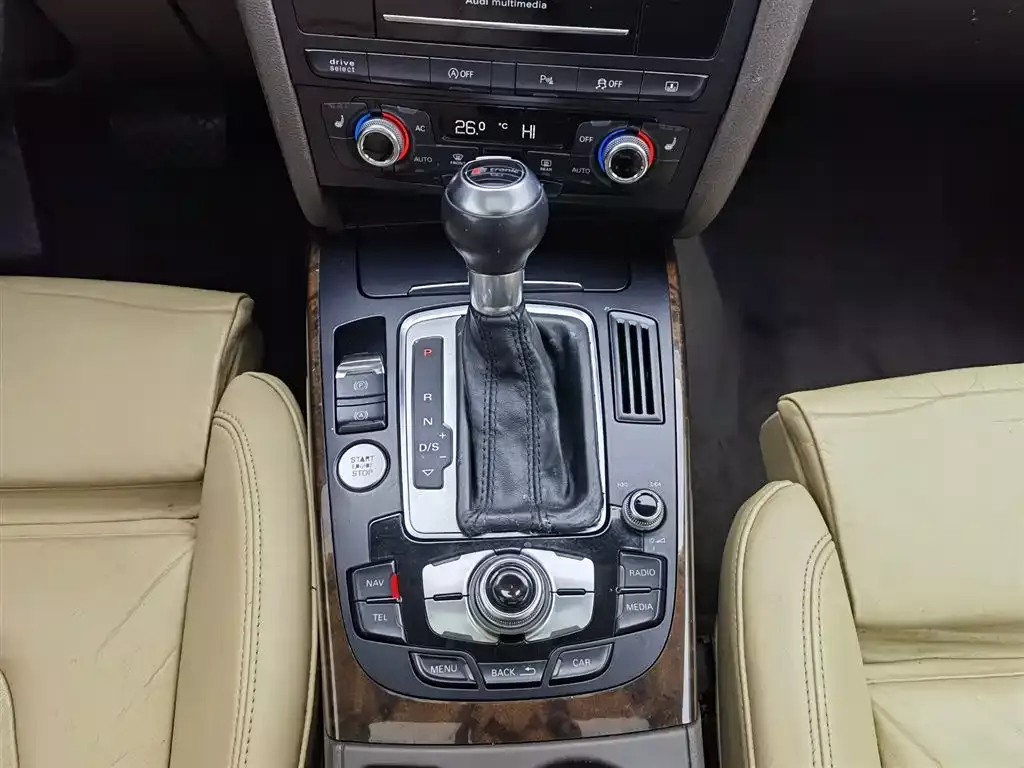 Audi A5 (Import) 2012 3.0TFSI Coupe quattro фото 13