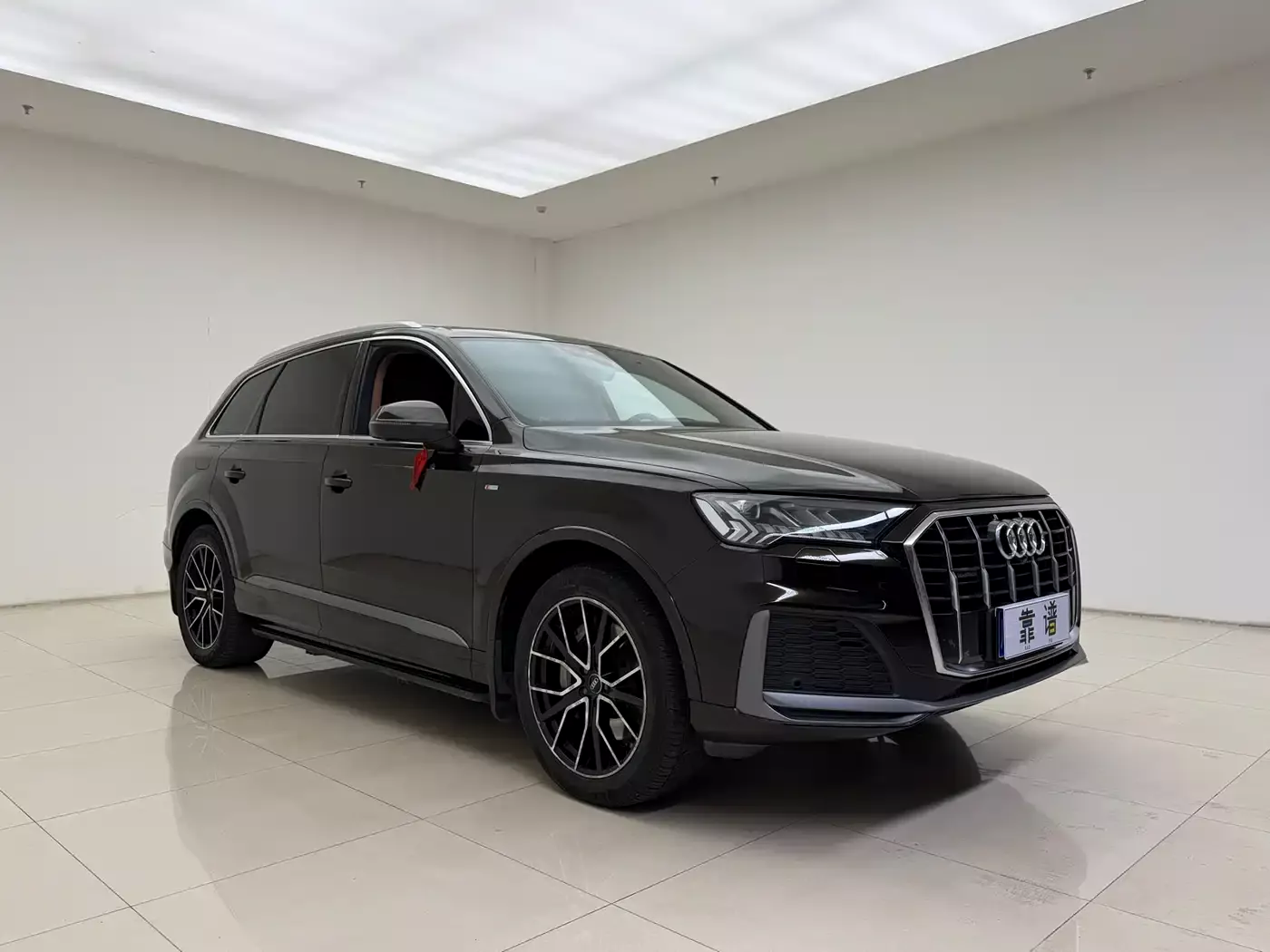 Audi Q7 2020 45 TFSI quattro S line Sport Limited Edition фото 3