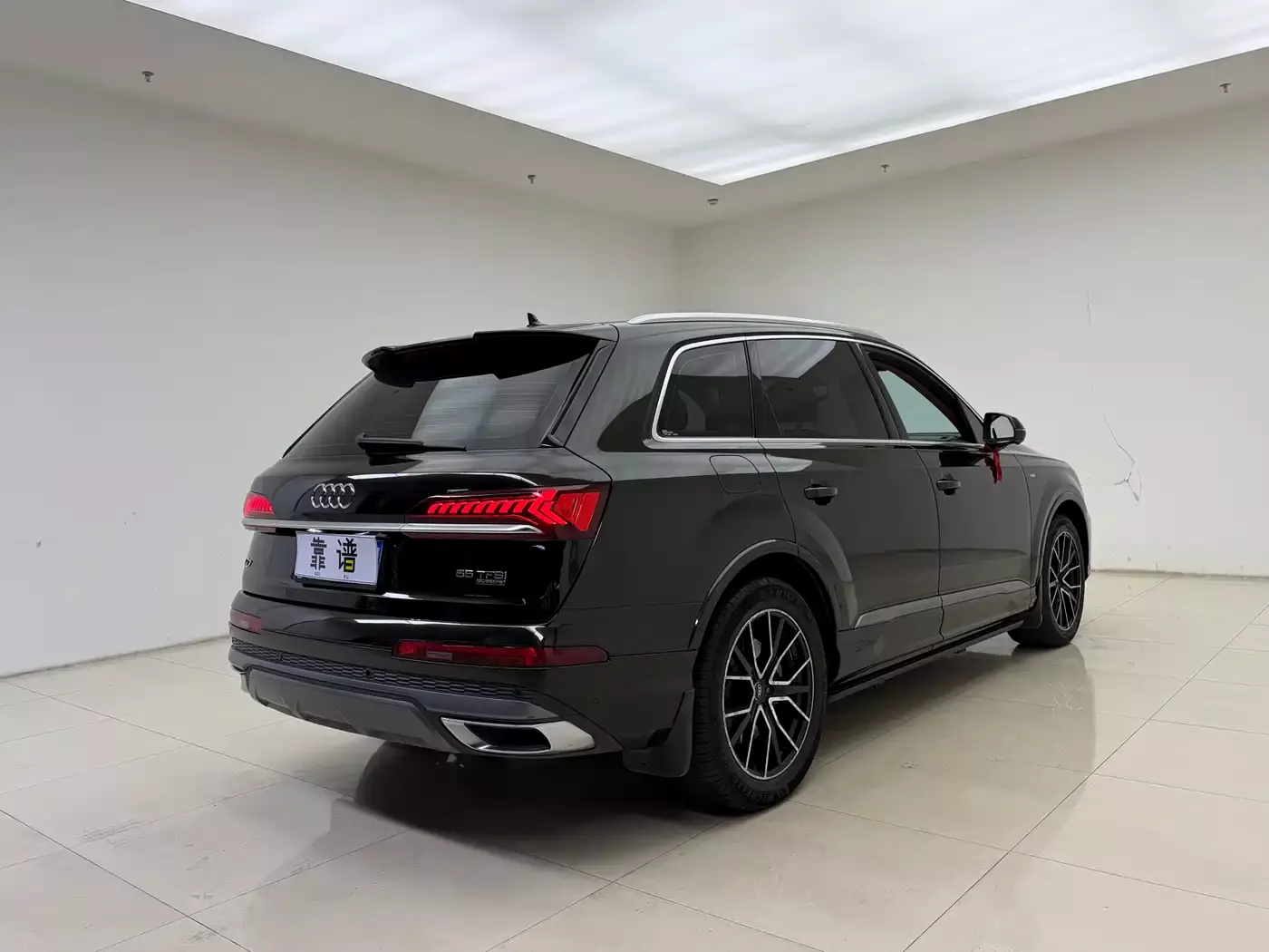 Audi Q7 2020 45 TFSI quattro S line Sport Limited Edition фото 6
