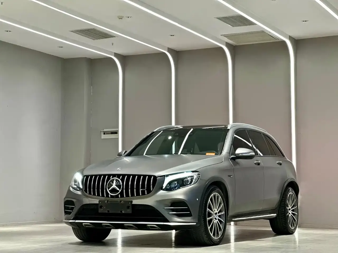 Mercedes-Benz GLC AMG 2017 AMG GLC 43 4MATIC