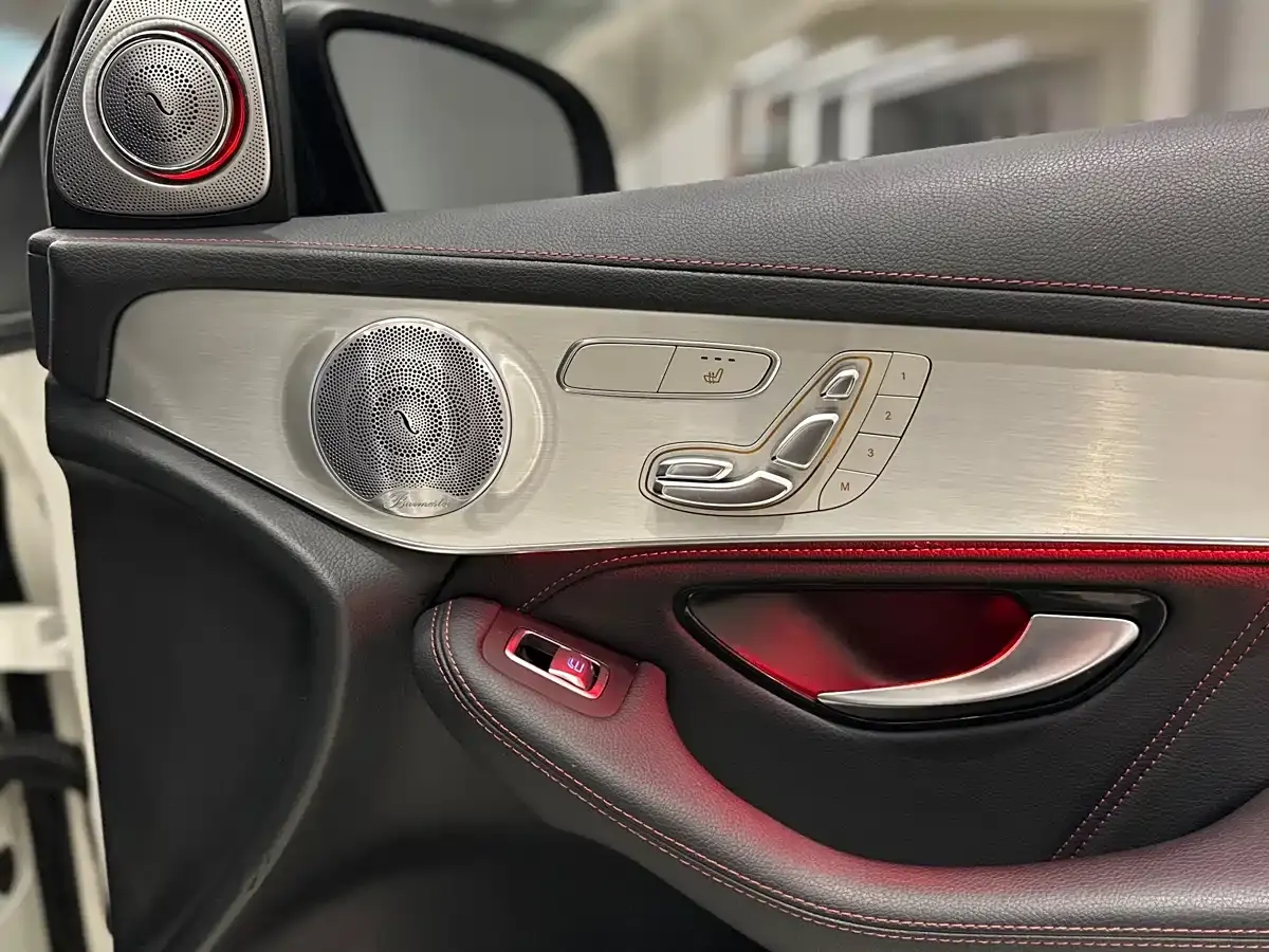 Mercedes-Benz GLC AMG 2017 AMG GLC 43 4MATIC фото 7