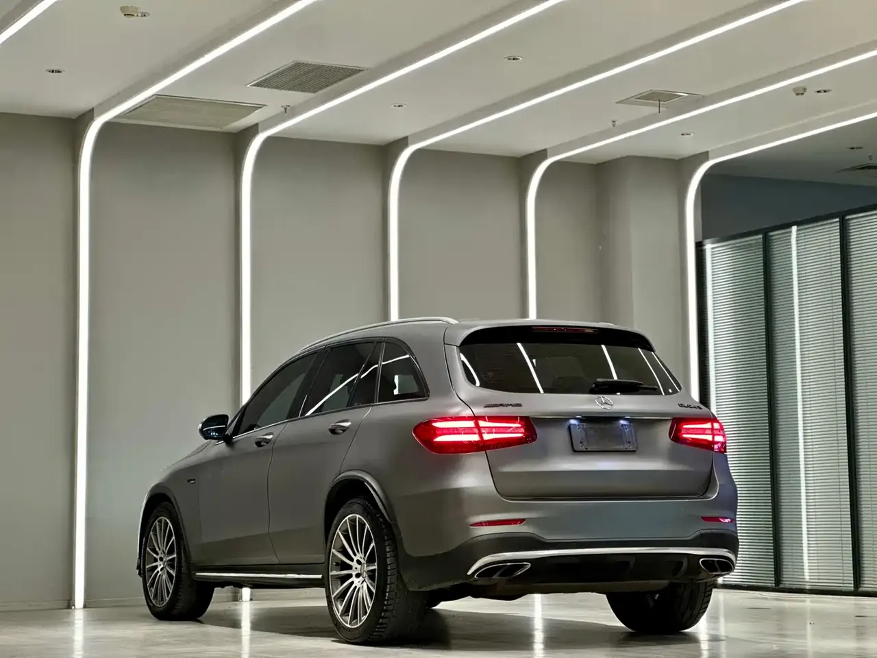 Mercedes-Benz GLC AMG 2017 AMG GLC 43 4MATIC фото 11