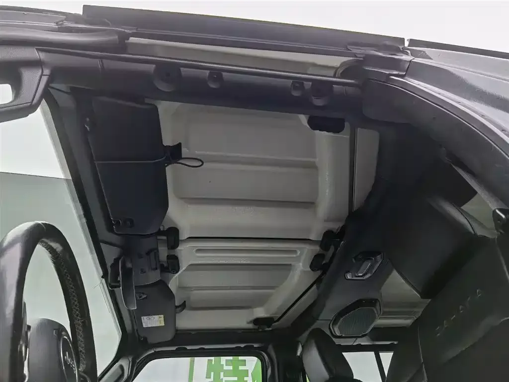 Jeep Wrangler 2019 2.0T Sahara 4-Door China VI фото 14